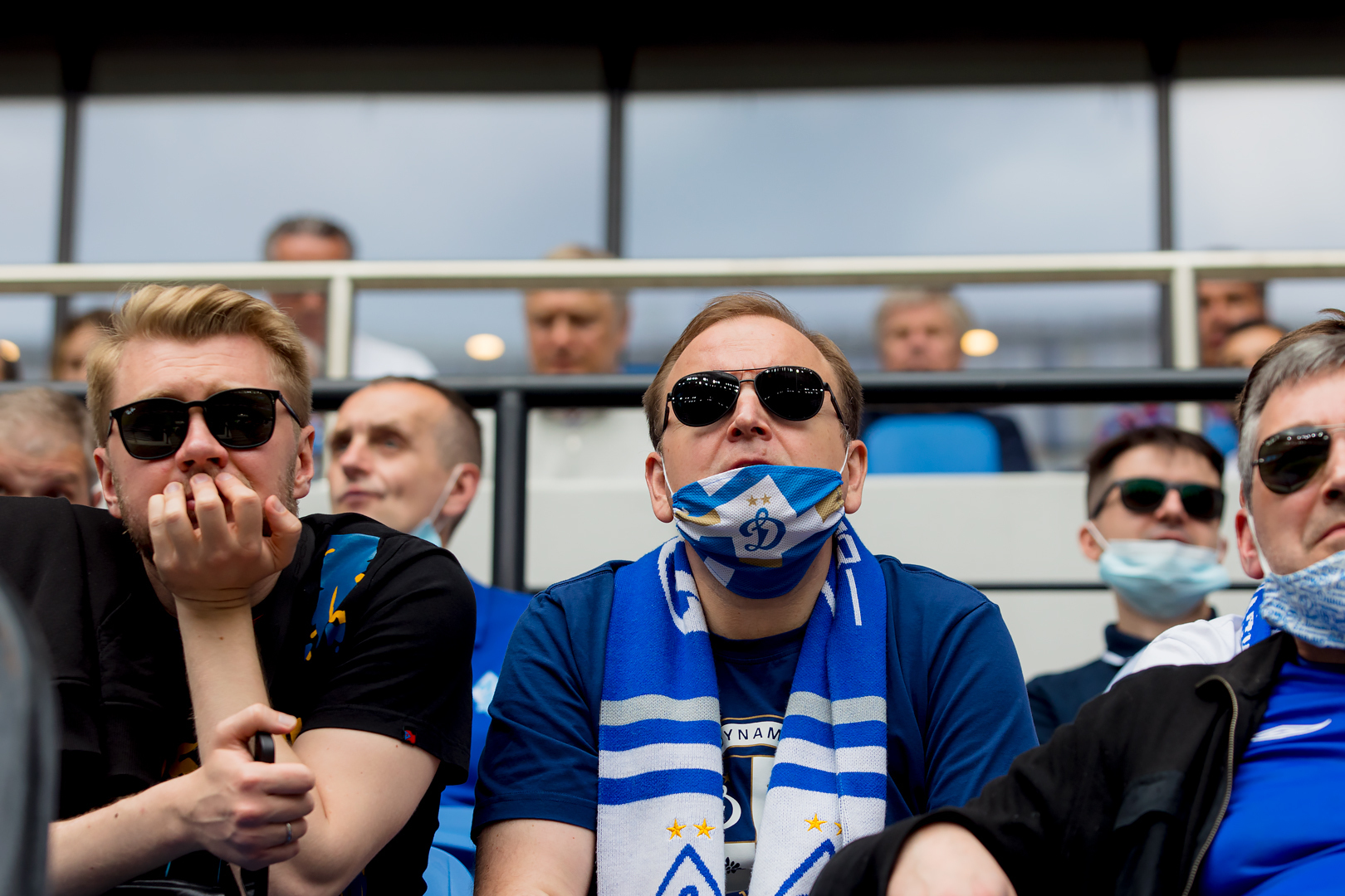 Болельщики на матче «Динамо» — ЦСКА