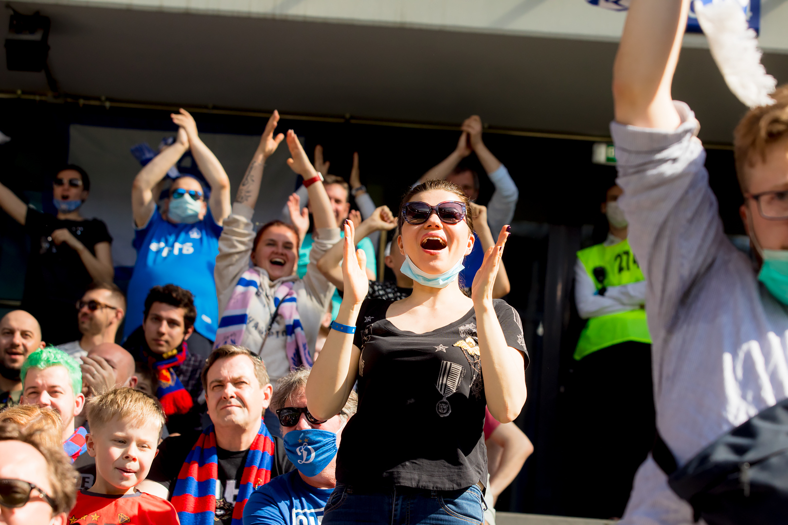 Болельщики на матче «Динамо» — ЦСКА