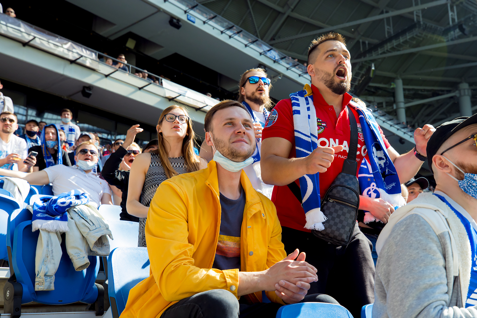 Болельщики на матче «Динамо» — ЦСКА