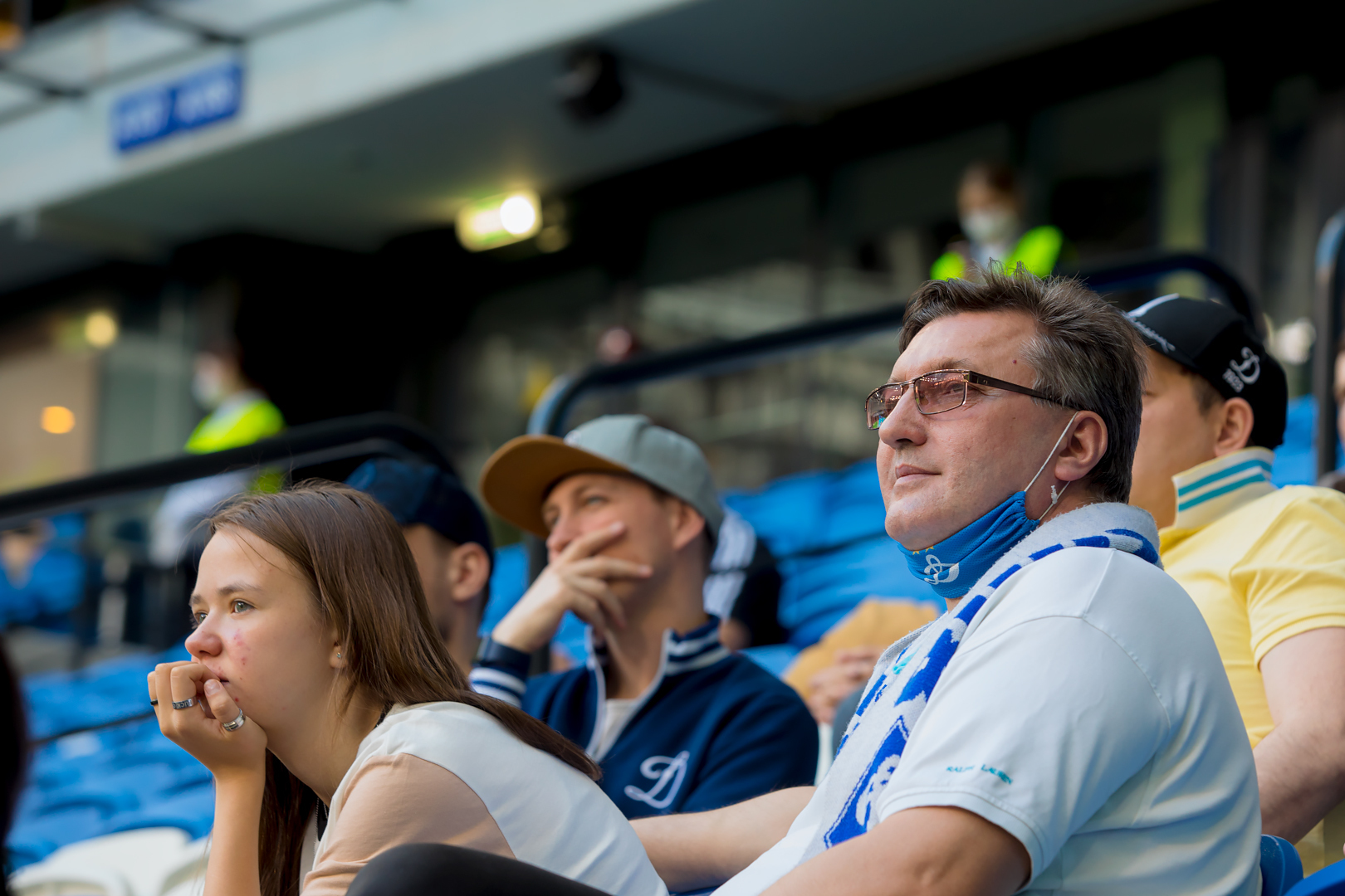 Болельщики на матче «Динамо» — ЦСКА