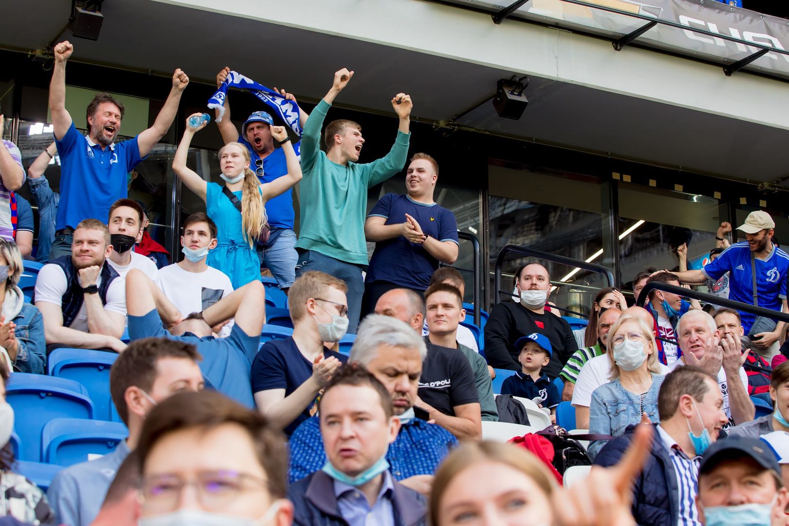 Болельщики на матче «Динамо» — ЦСКА