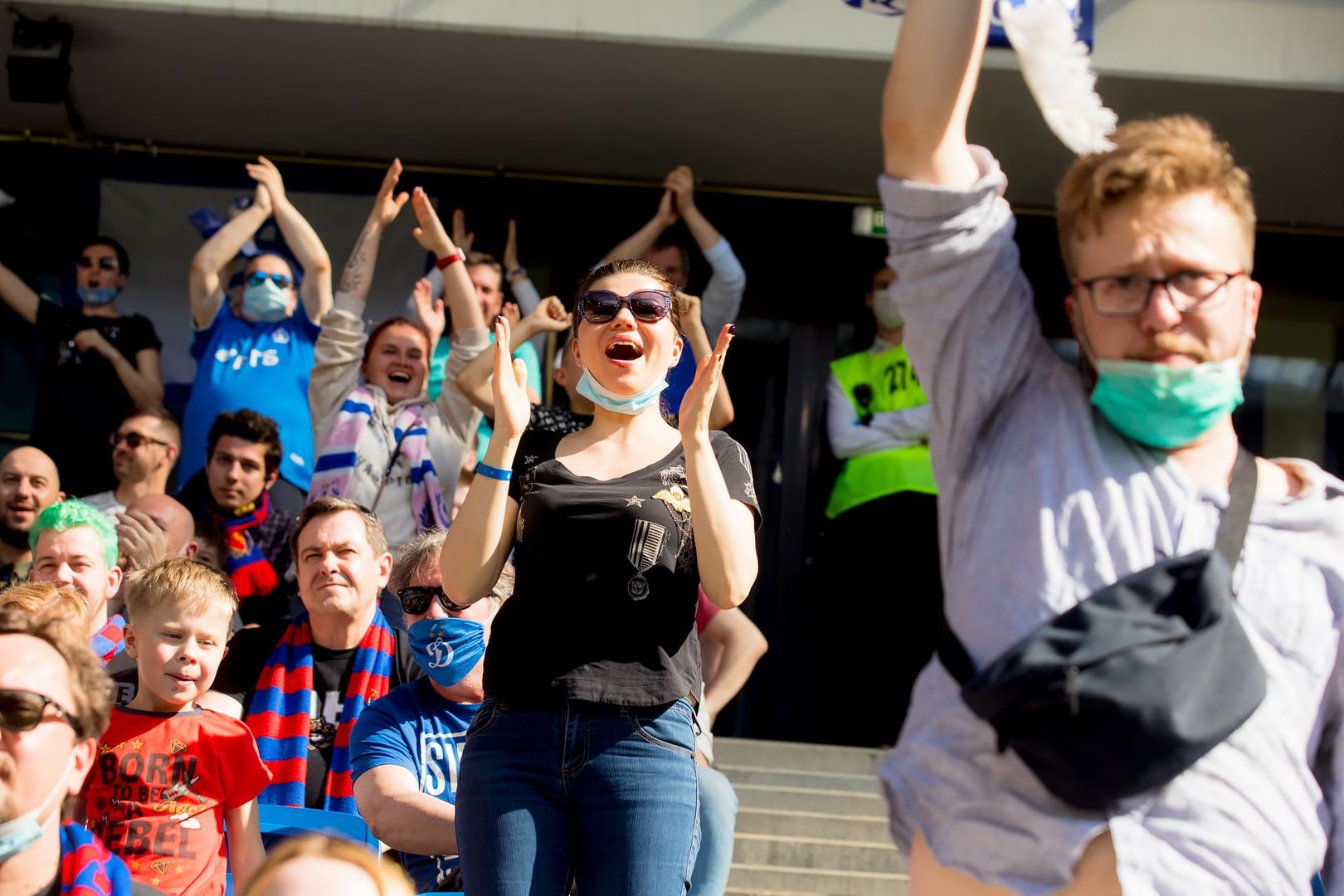 Болельщики на матче «Динамо» — ЦСКА