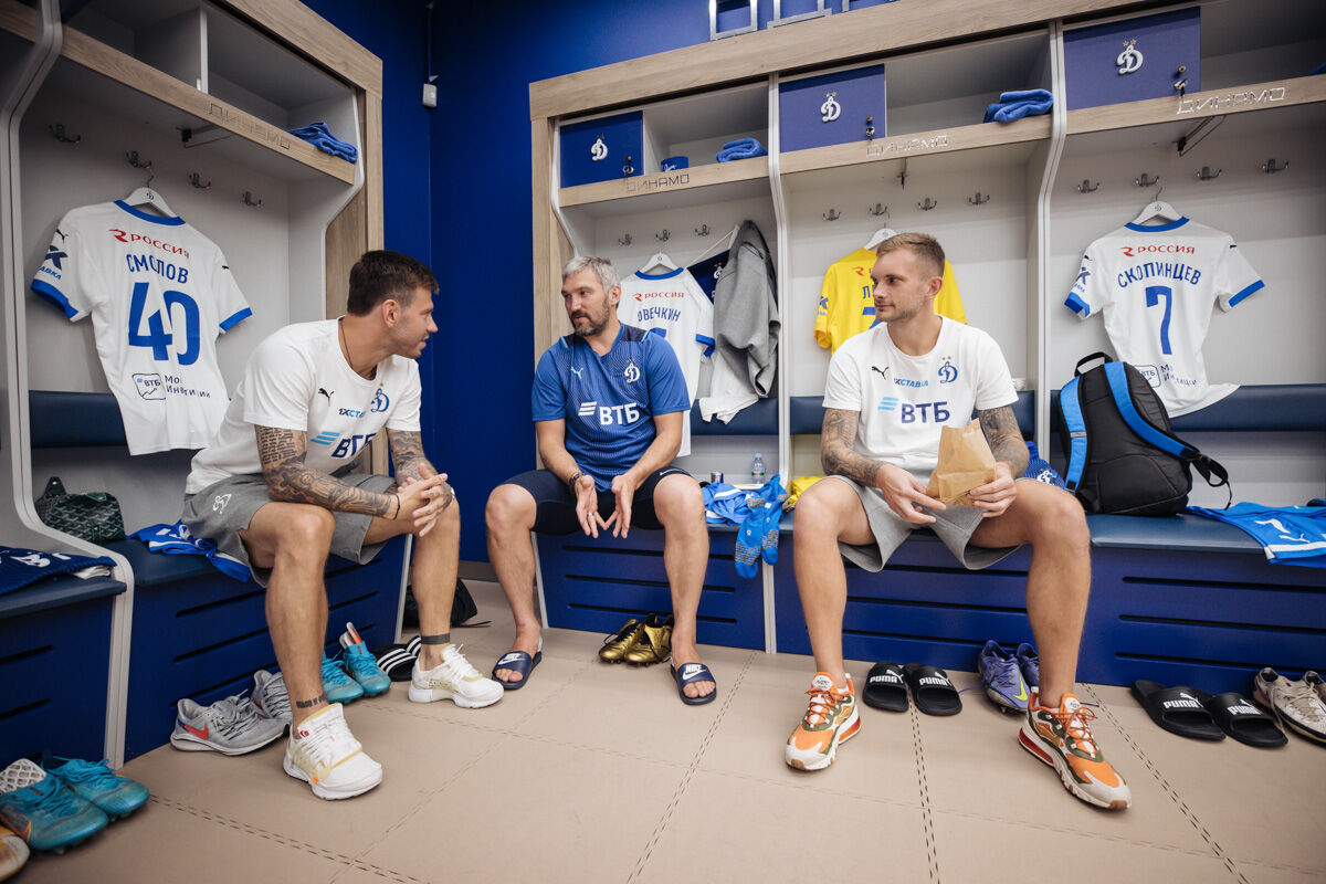 Фоторепортаж с матча против «Амкала» на «ВТБ Арене»