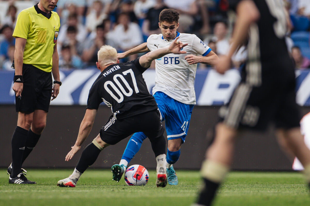 Фоторепортаж с матча против «Амкала» на «ВТБ Арене»