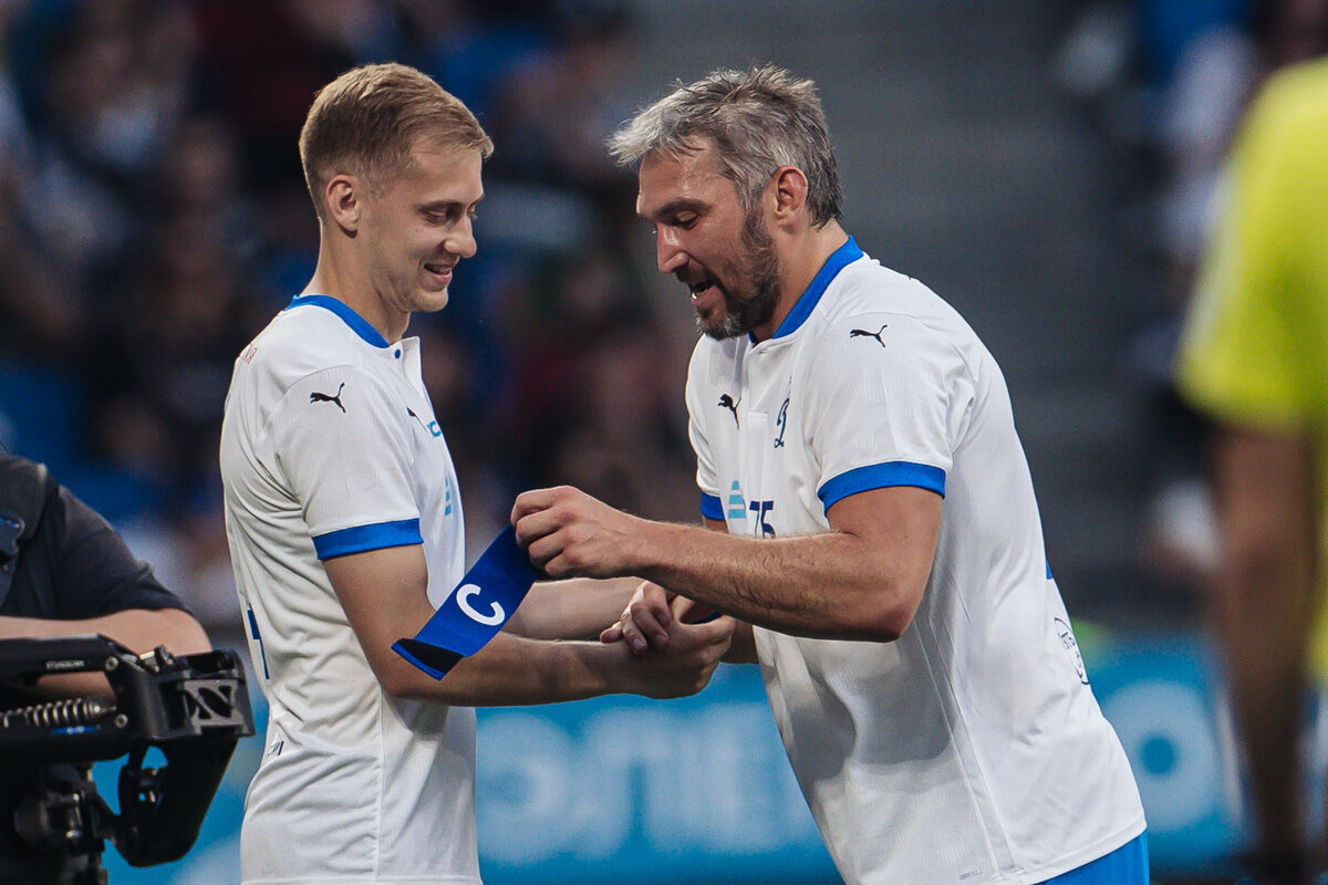 Фоторепортаж с матча против «Амкала» на «ВТБ Арене»