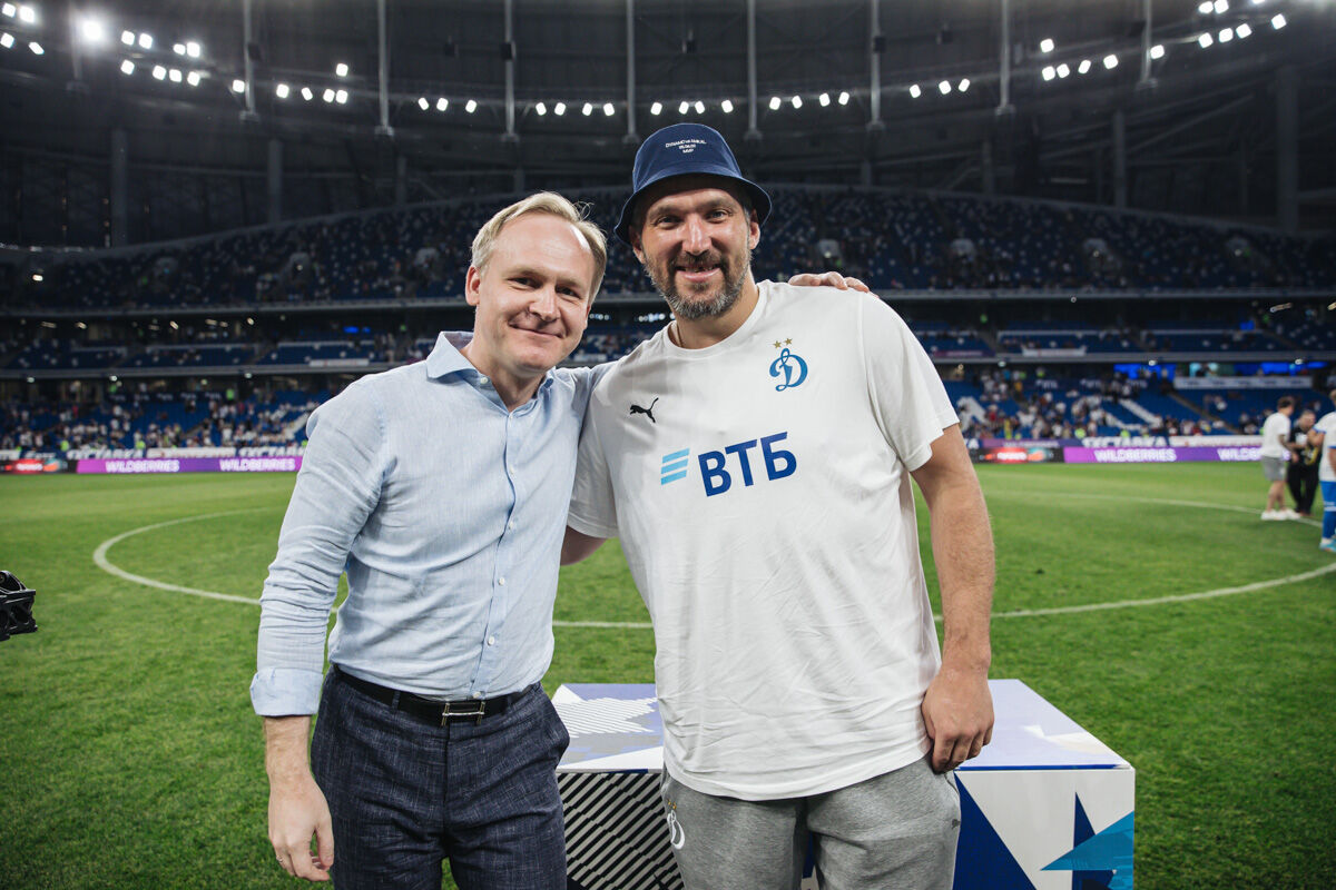 Фоторепортаж с матча против «Амкала» на «ВТБ Арене»