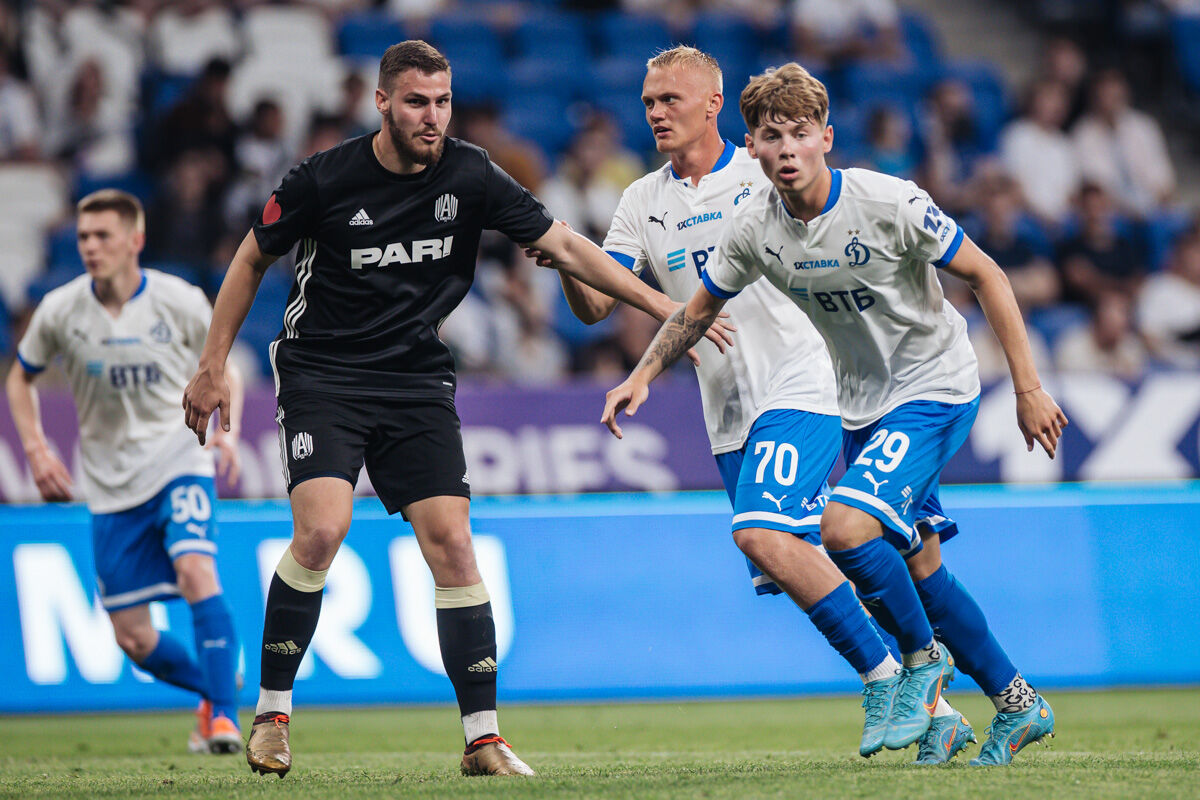 Фоторепортаж с матча против «Амкала» на «ВТБ Арене»