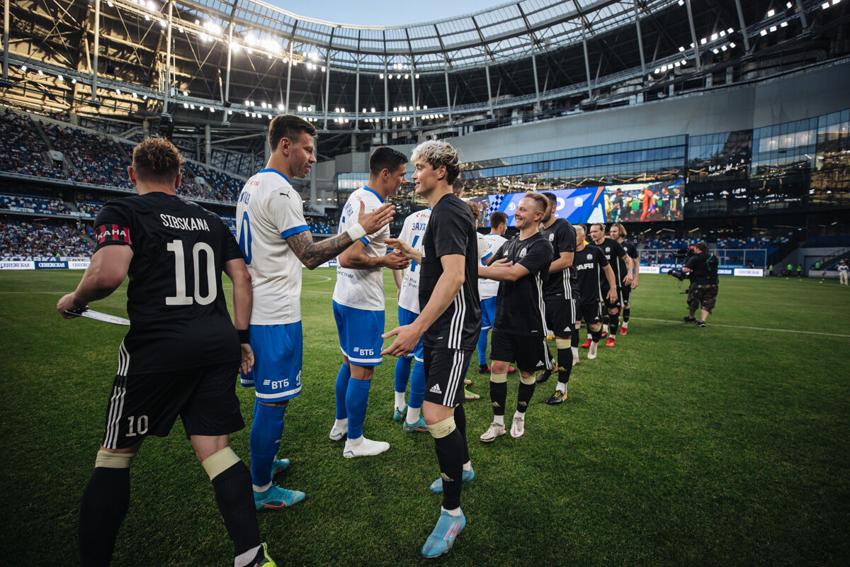 Фоторепортаж с матча против «Амкала» на «ВТБ Арене»