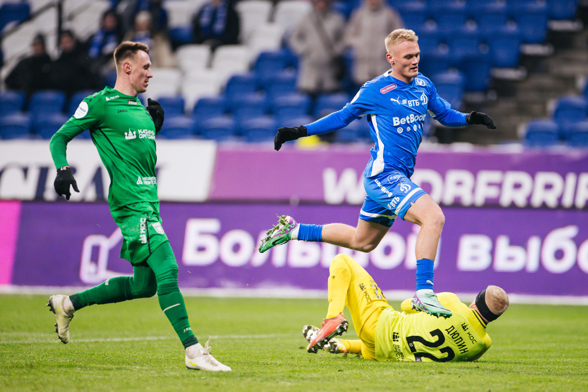 Фоторепортаж с домашнего матча против «Рубина»