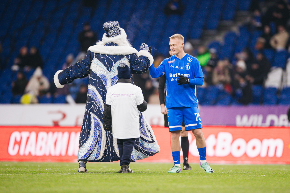 Фоторепортаж с домашнего матча против «Рубина»