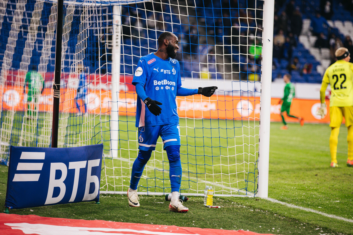 Фоторепортаж с домашнего матча против «Рубина»