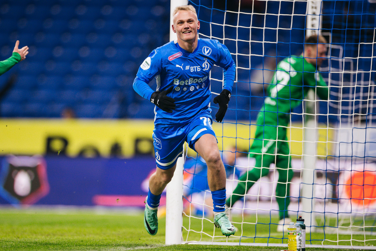 Фоторепортаж с домашнего матча против «Рубина»