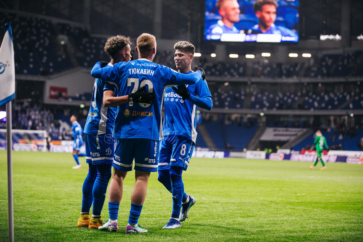 Фоторепортаж с домашнего матча против «Рубина»