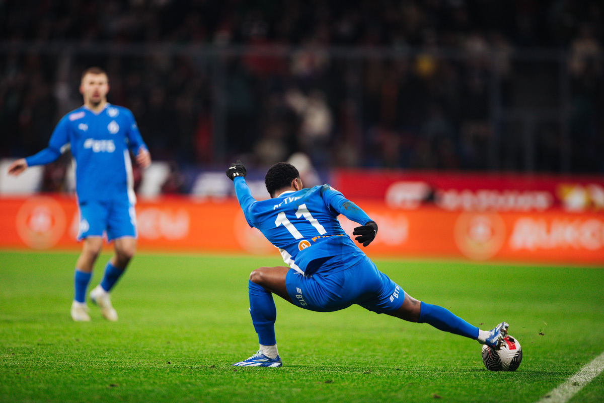 Reportaje fotográfico del partido de copa en casa contra el Lokomotiv