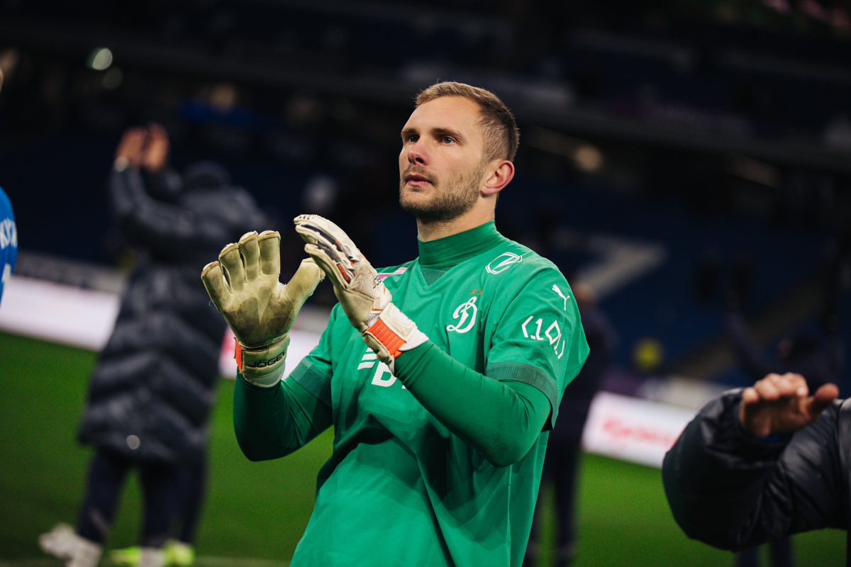 Reportaje fotográfico del partido de copa en casa contra el Lokomotiv
