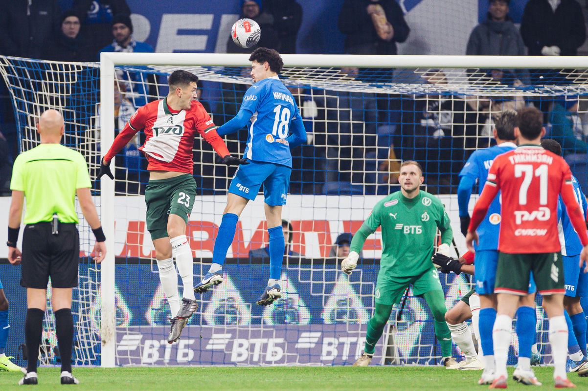 Reportaje fotográfico del partido de copa en casa contra el Lokomotiv