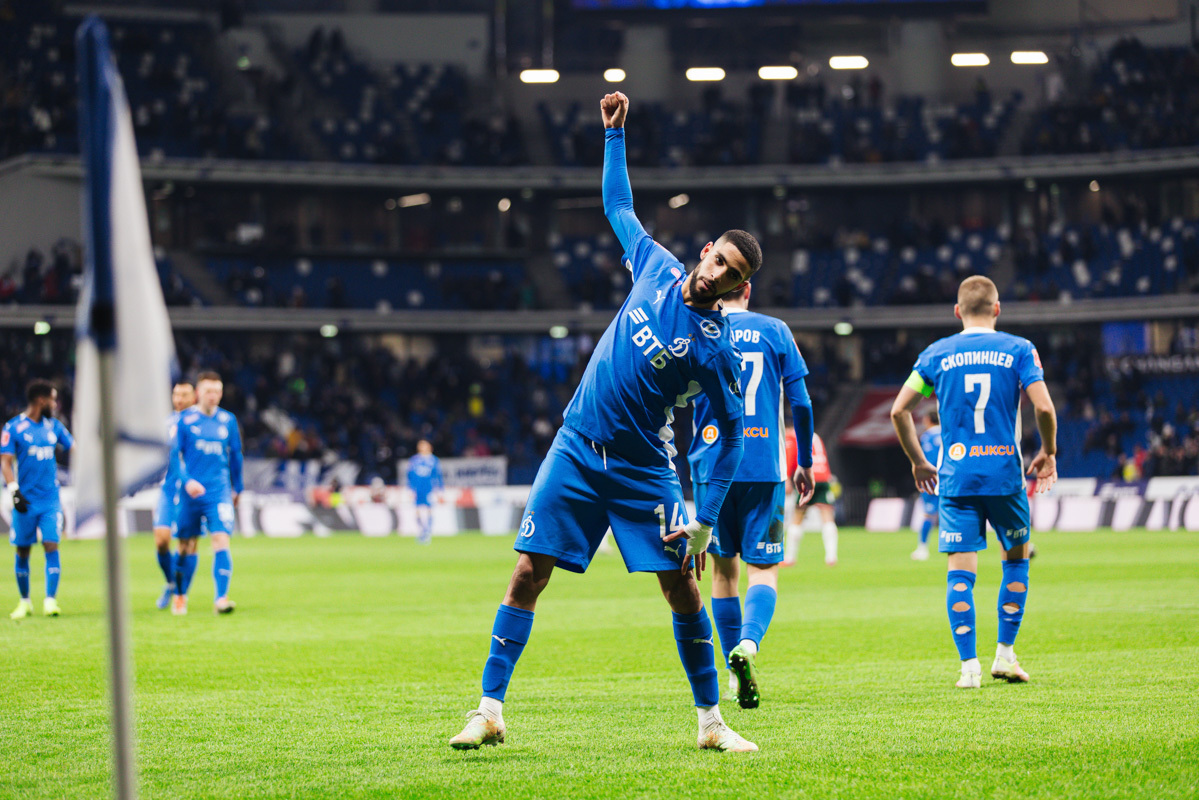 Reportaje fotográfico del partido de copa en casa contra el Lokomotiv