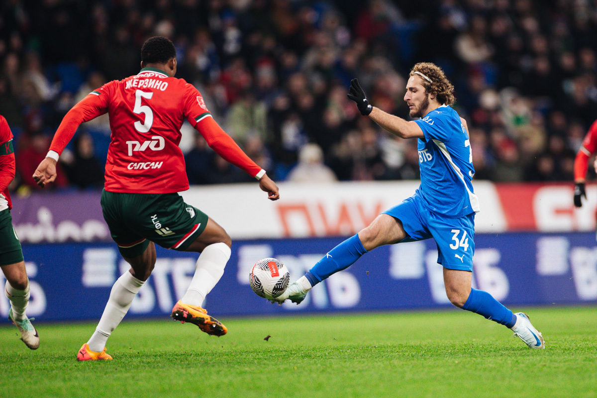 Reportaje fotográfico del partido de copa en casa contra el Lokomotiv