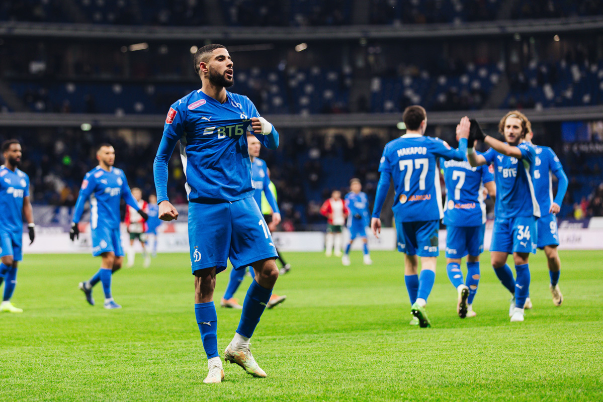 Reportaje fotográfico del partido de copa en casa contra el Lokomotiv