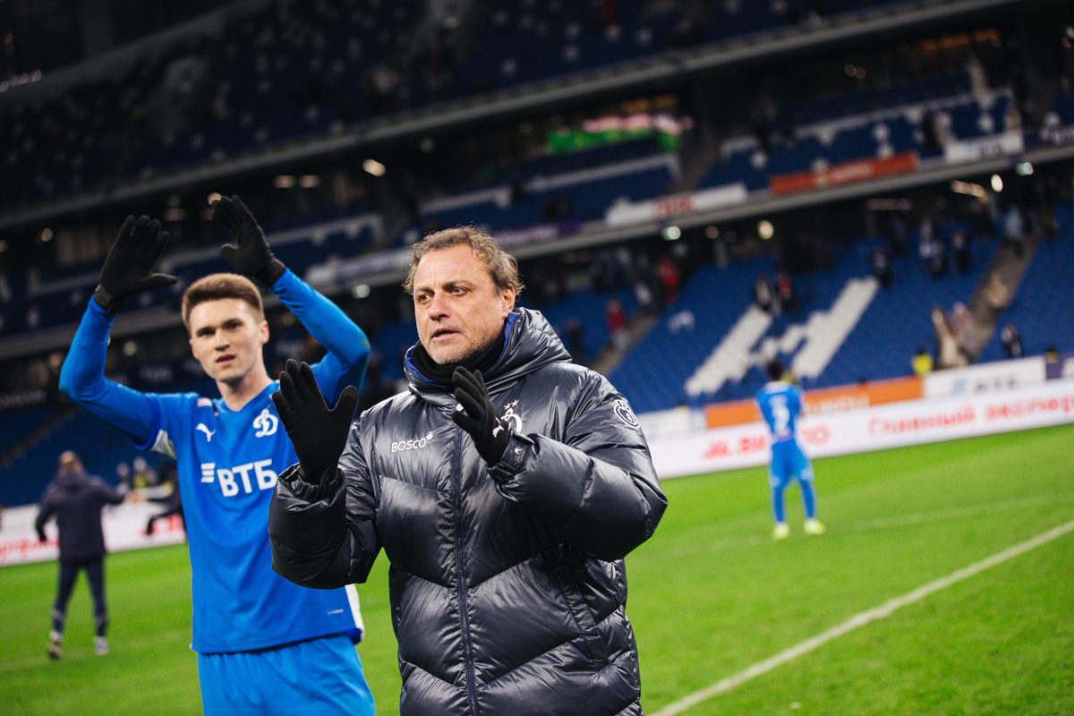 Reportaje fotográfico del partido de copa en casa contra el Lokomotiv