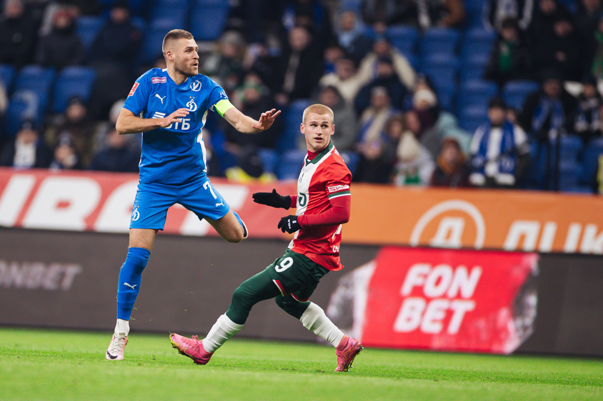 Reportaje fotográfico del partido de copa en casa contra el Lokomotiv