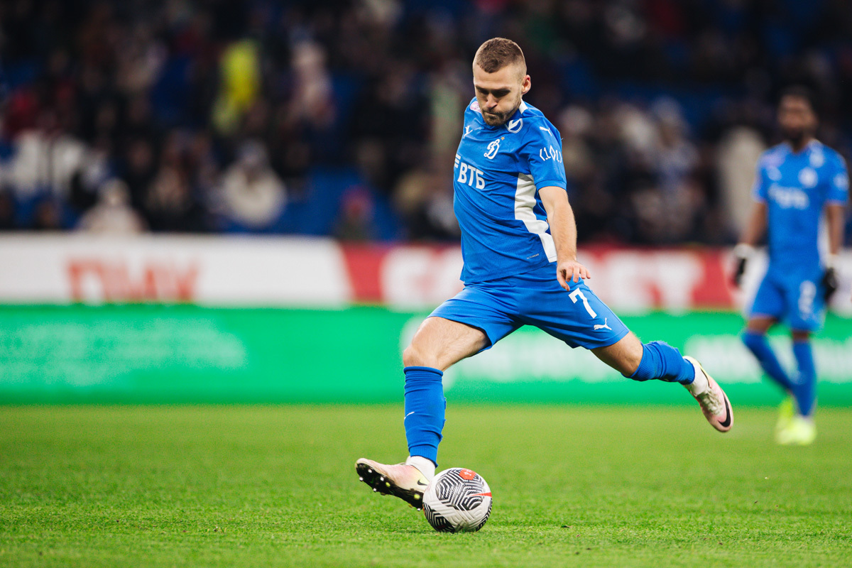 Reportaje fotográfico del partido de copa en casa contra el Lokomotiv
