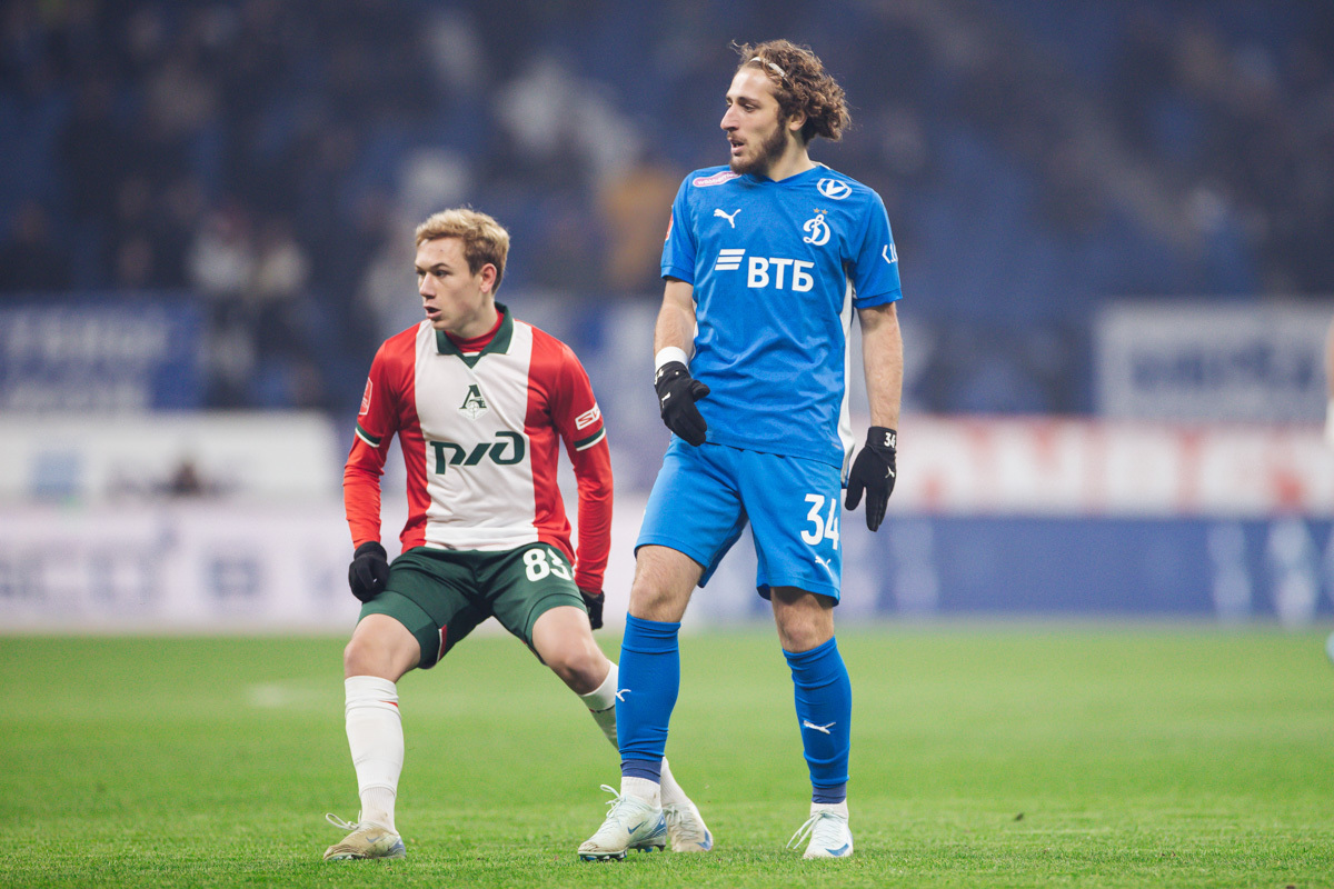 Reportaje fotográfico del partido de copa en casa contra el Lokomotiv