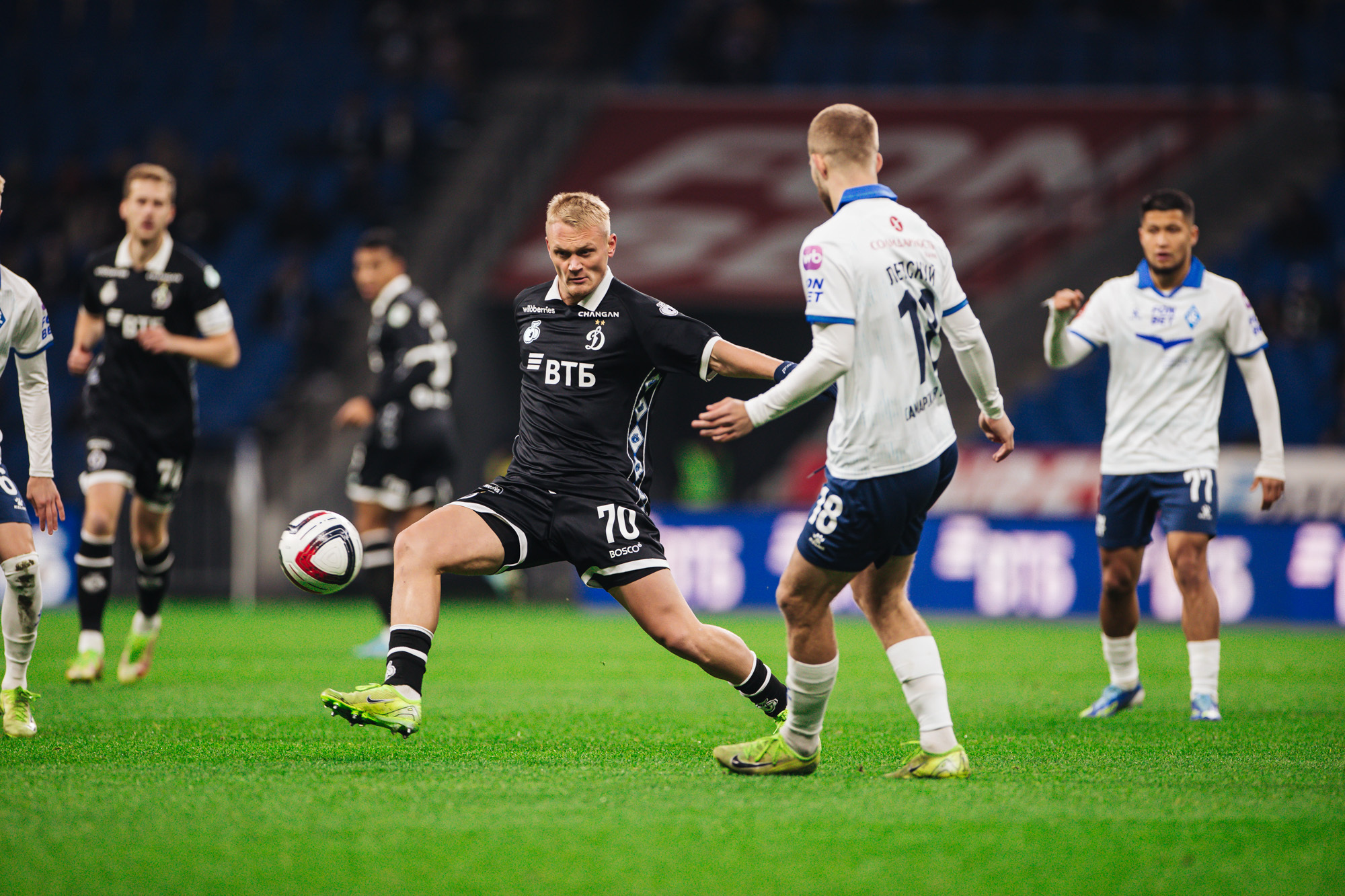 Фоторепортаж с домашнего кубкового матча против «Крыльев Советов»