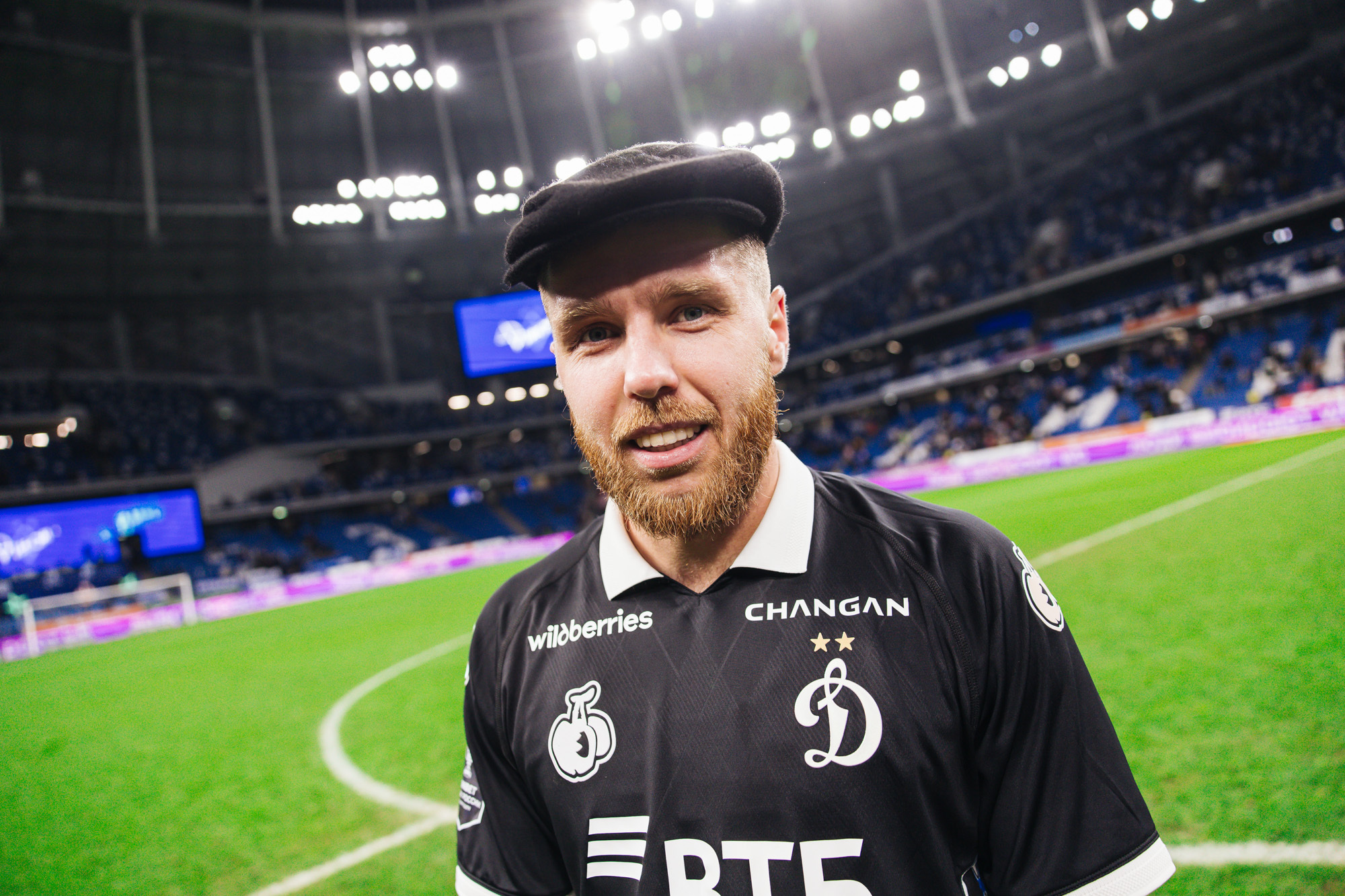 Фоторепортаж с домашнего кубкового матча против «Крыльев Советов»