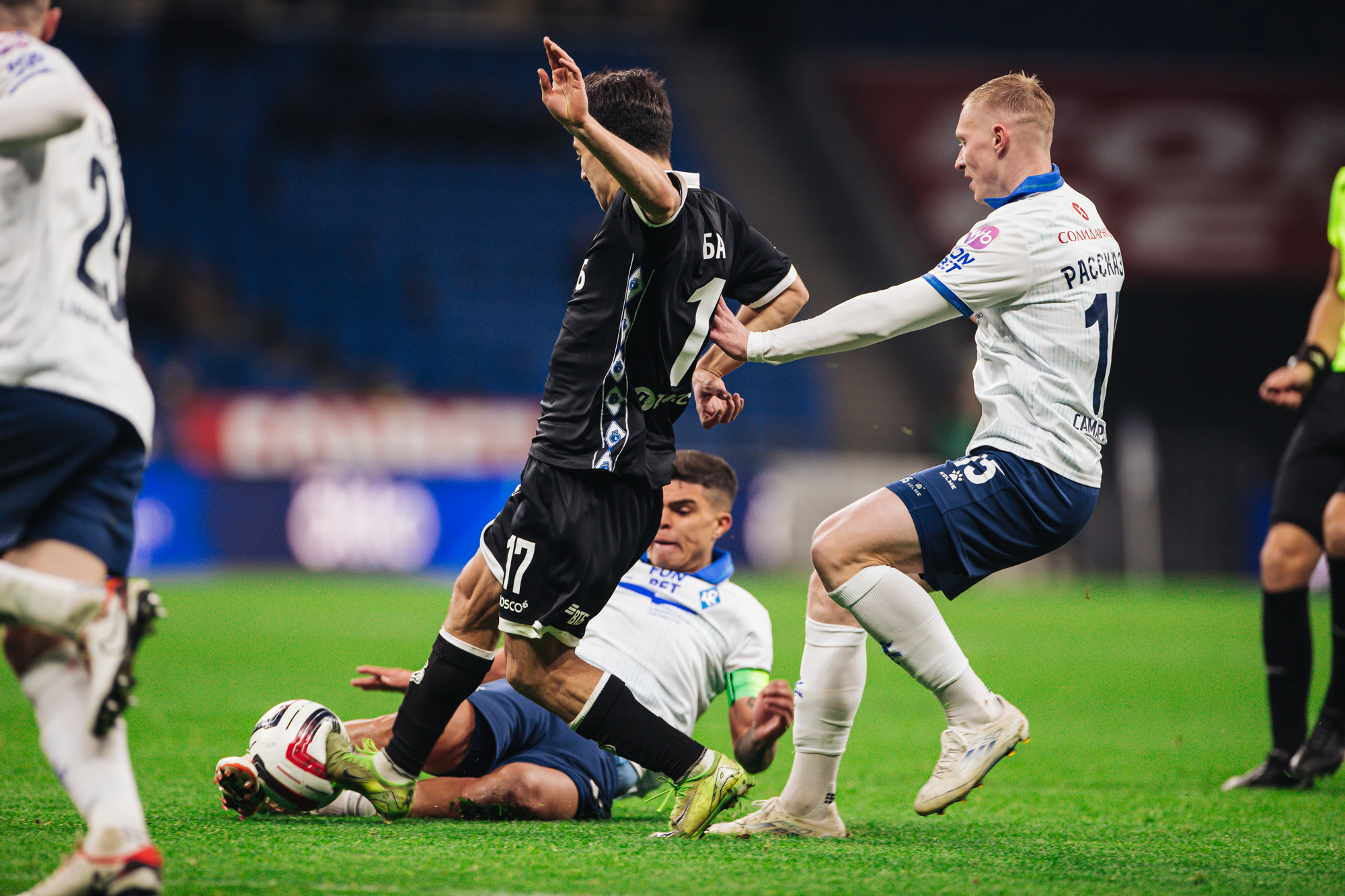 Фоторепортаж с домашнего кубкового матча против «Крыльев Советов»