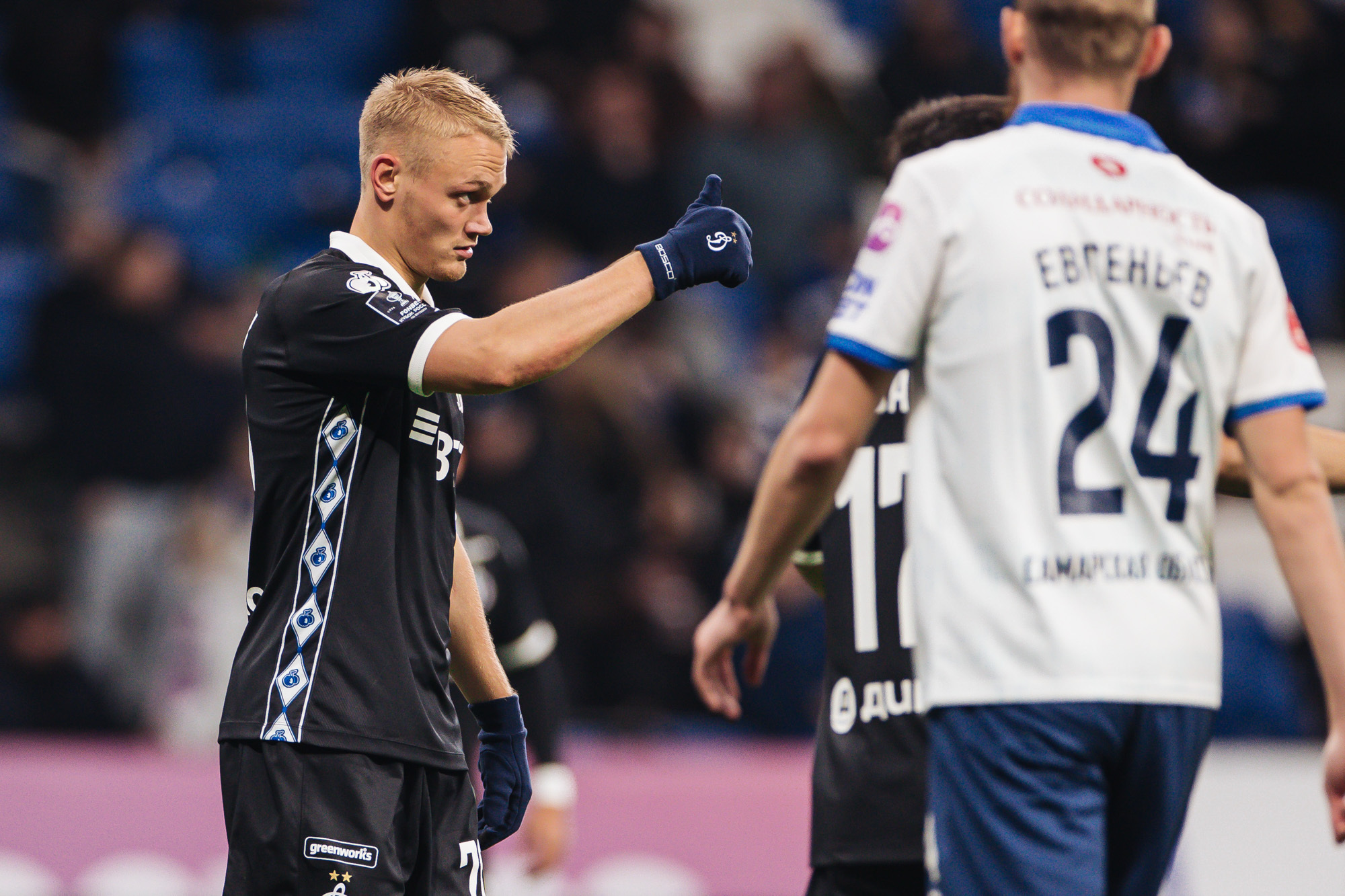 Фоторепортаж с домашнего кубкового матча против «Крыльев Советов»