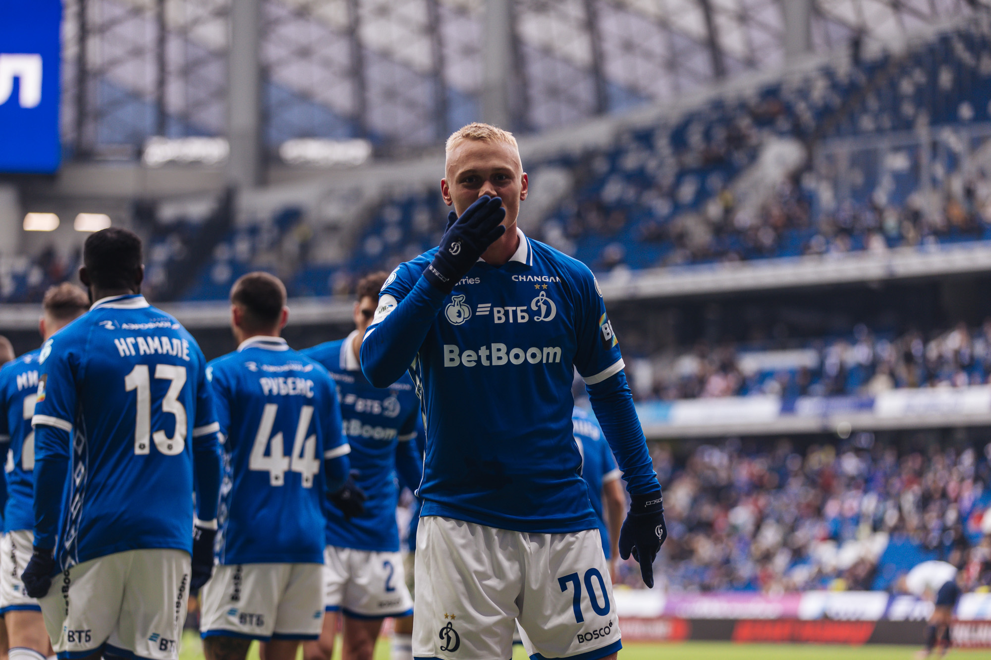 Фоторепортаж с домашнего матча против «Крыльев Советов»