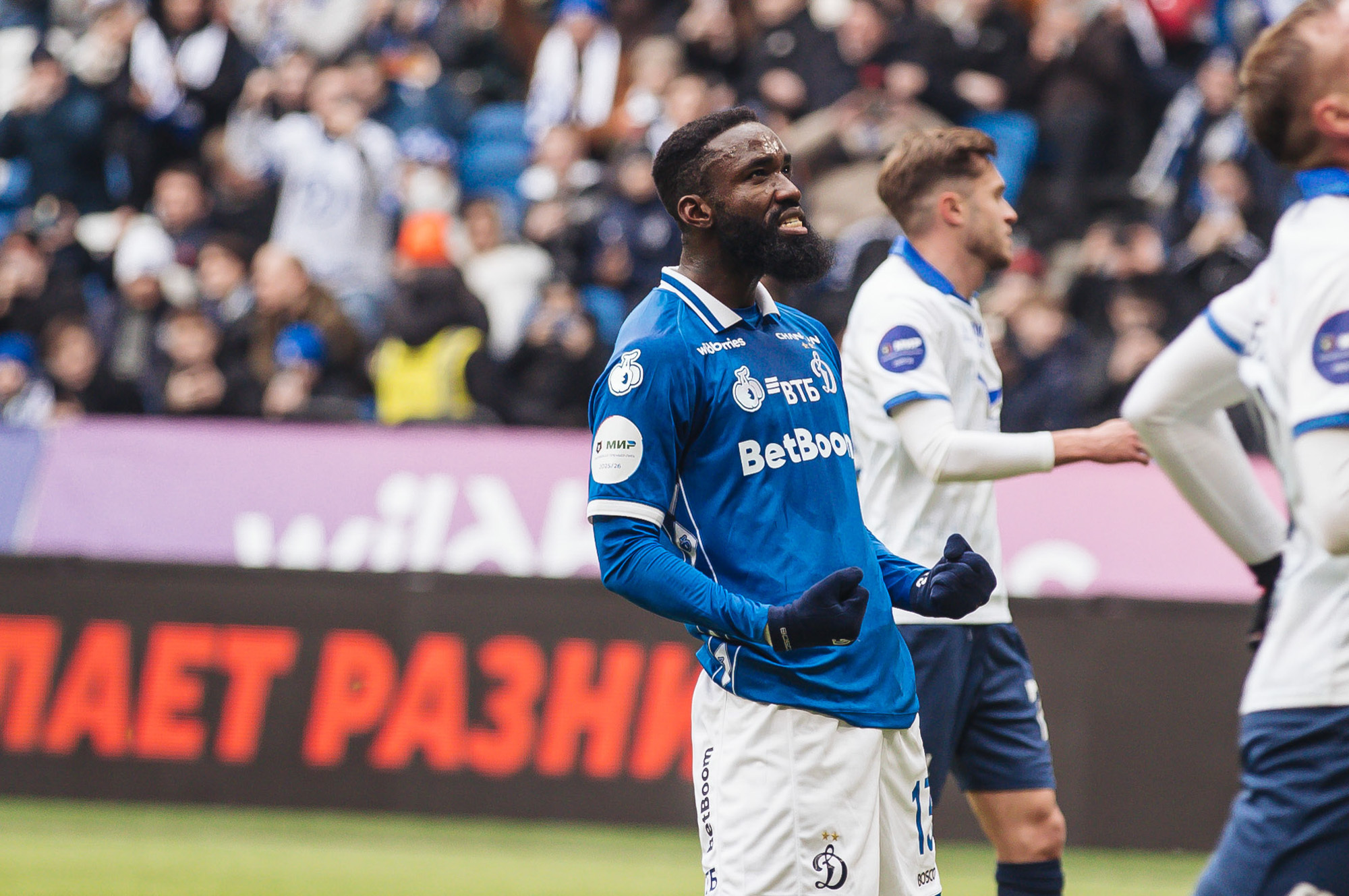 Фоторепортаж с домашнего матча против «Крыльев Советов»