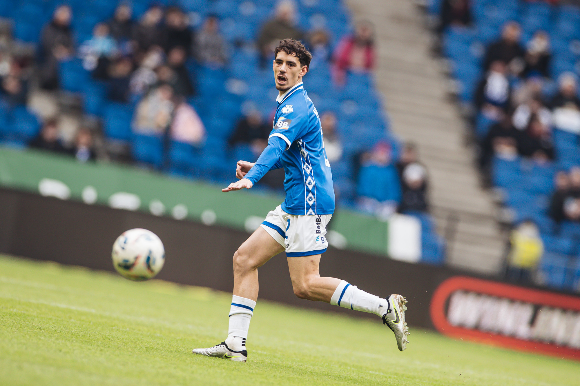 Фоторепортаж с домашнего матча против «Крыльев Советов»