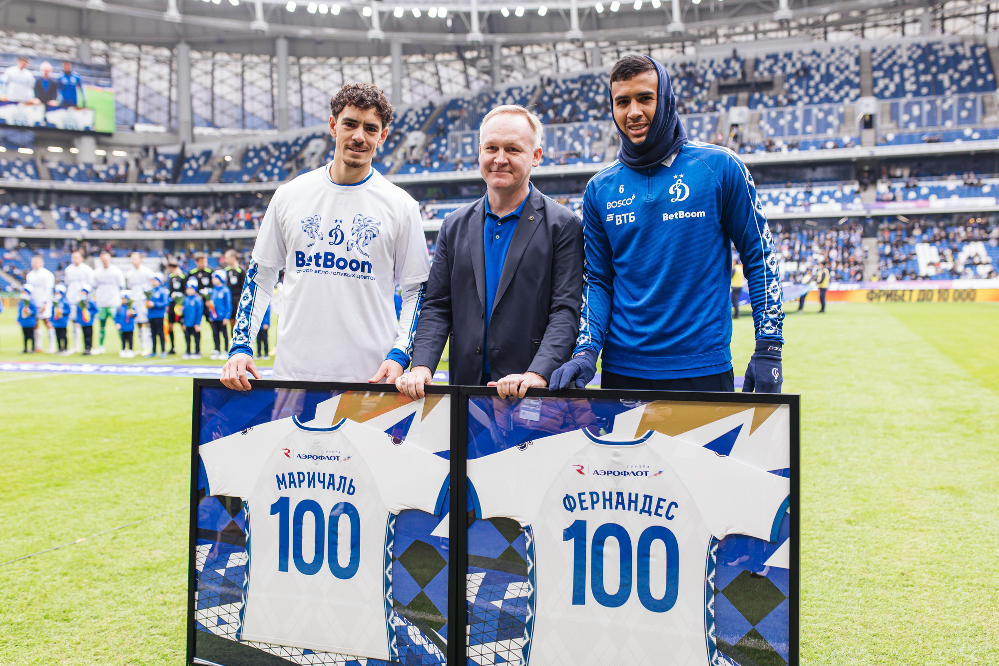 Фоторепортаж с домашнего матча против «Крыльев Советов»