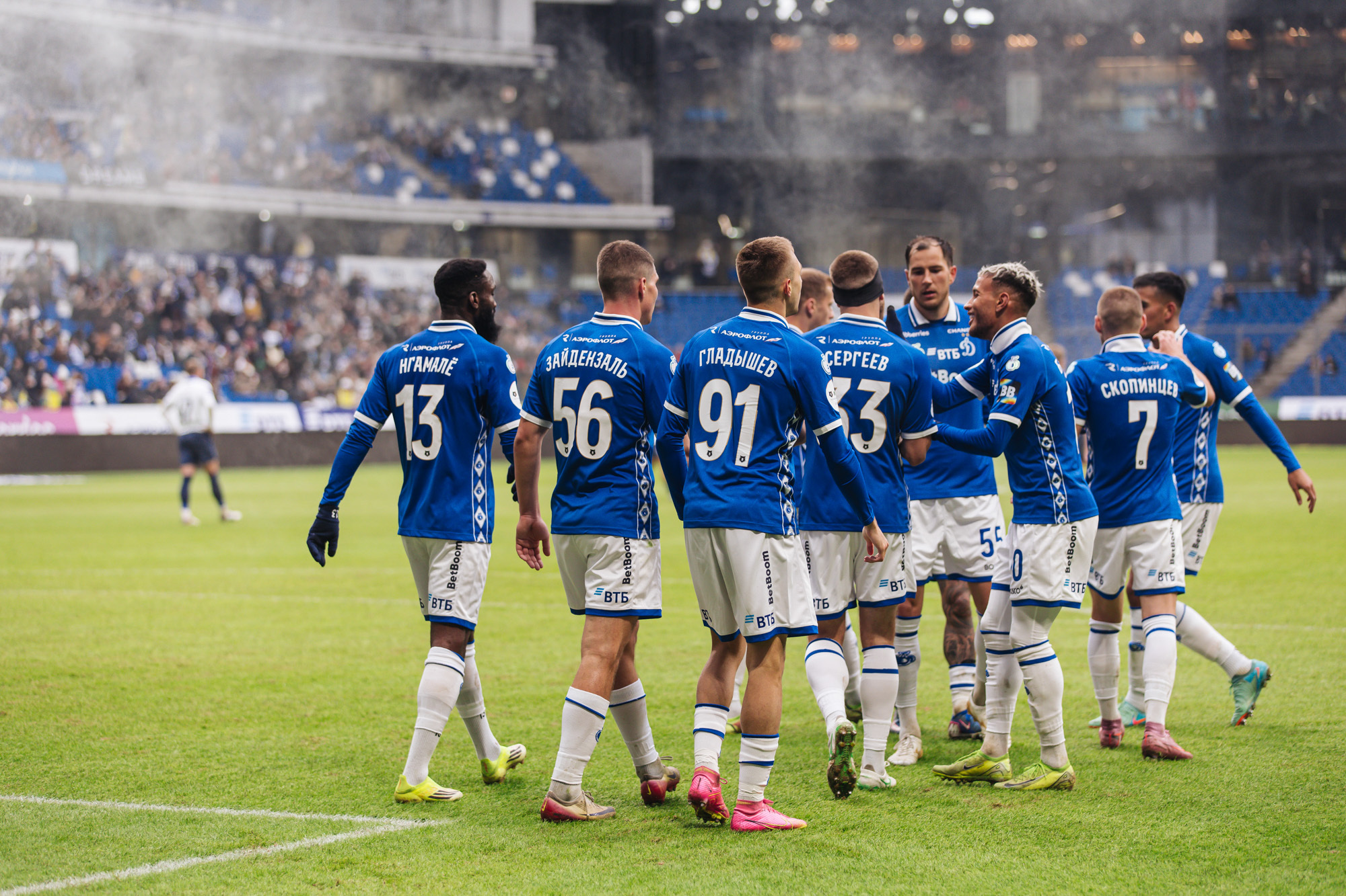Фоторепортаж с домашнего матча против «Крыльев Советов»