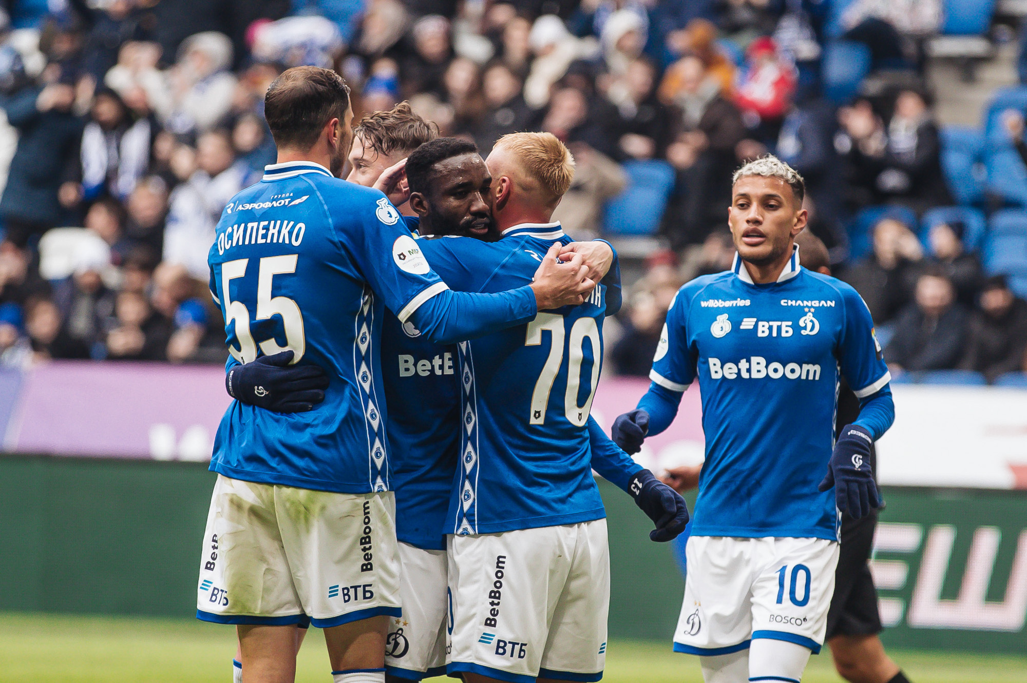 Фоторепортаж с домашнего матча против «Крыльев Советов»