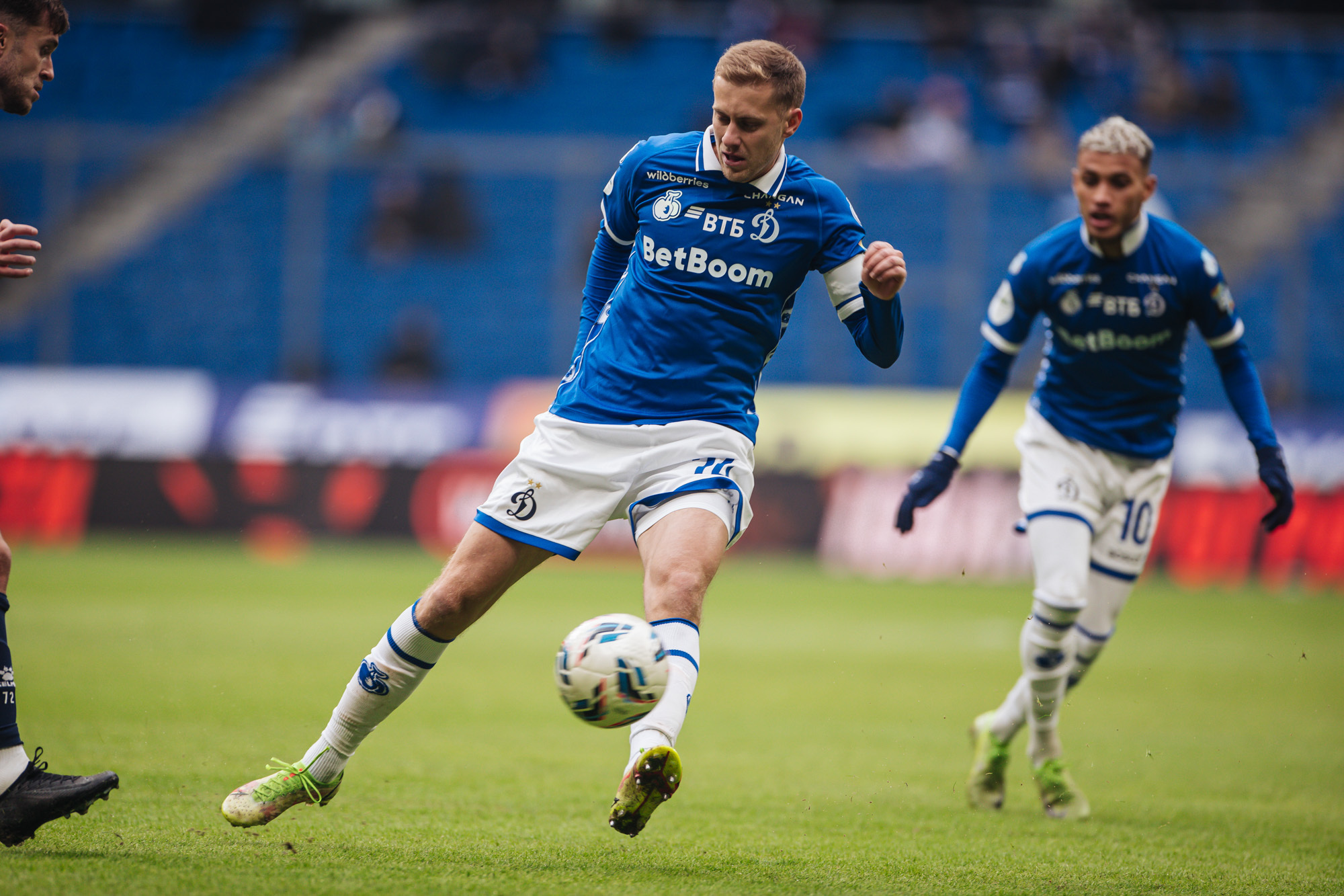 Фоторепортаж с домашнего матча против «Крыльев Советов»