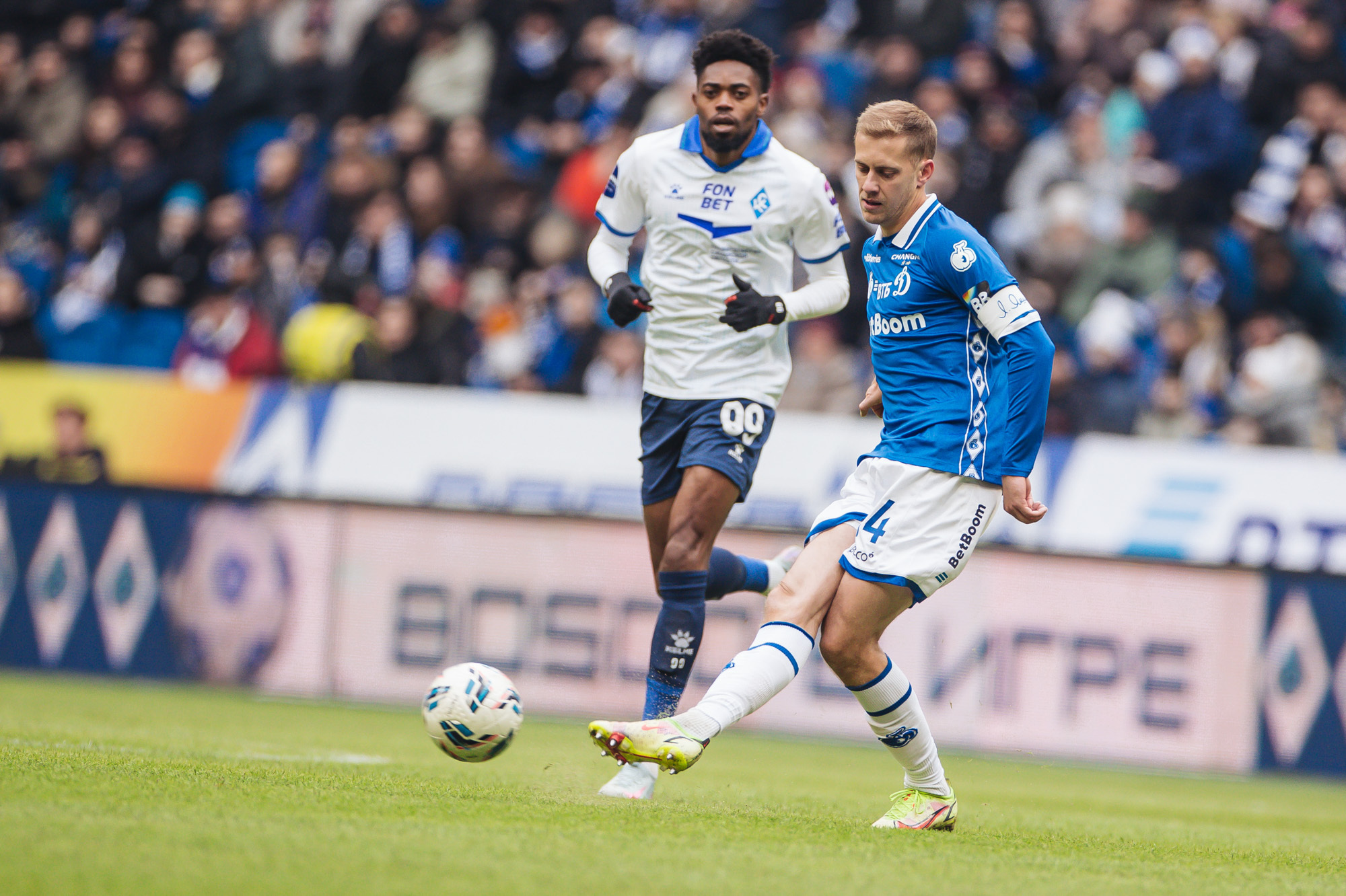 Фоторепортаж с домашнего матча против «Крыльев Советов»