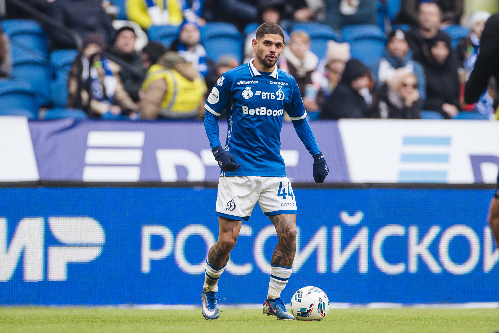 Фоторепортаж с домашнего матча против «Крыльев Советов»