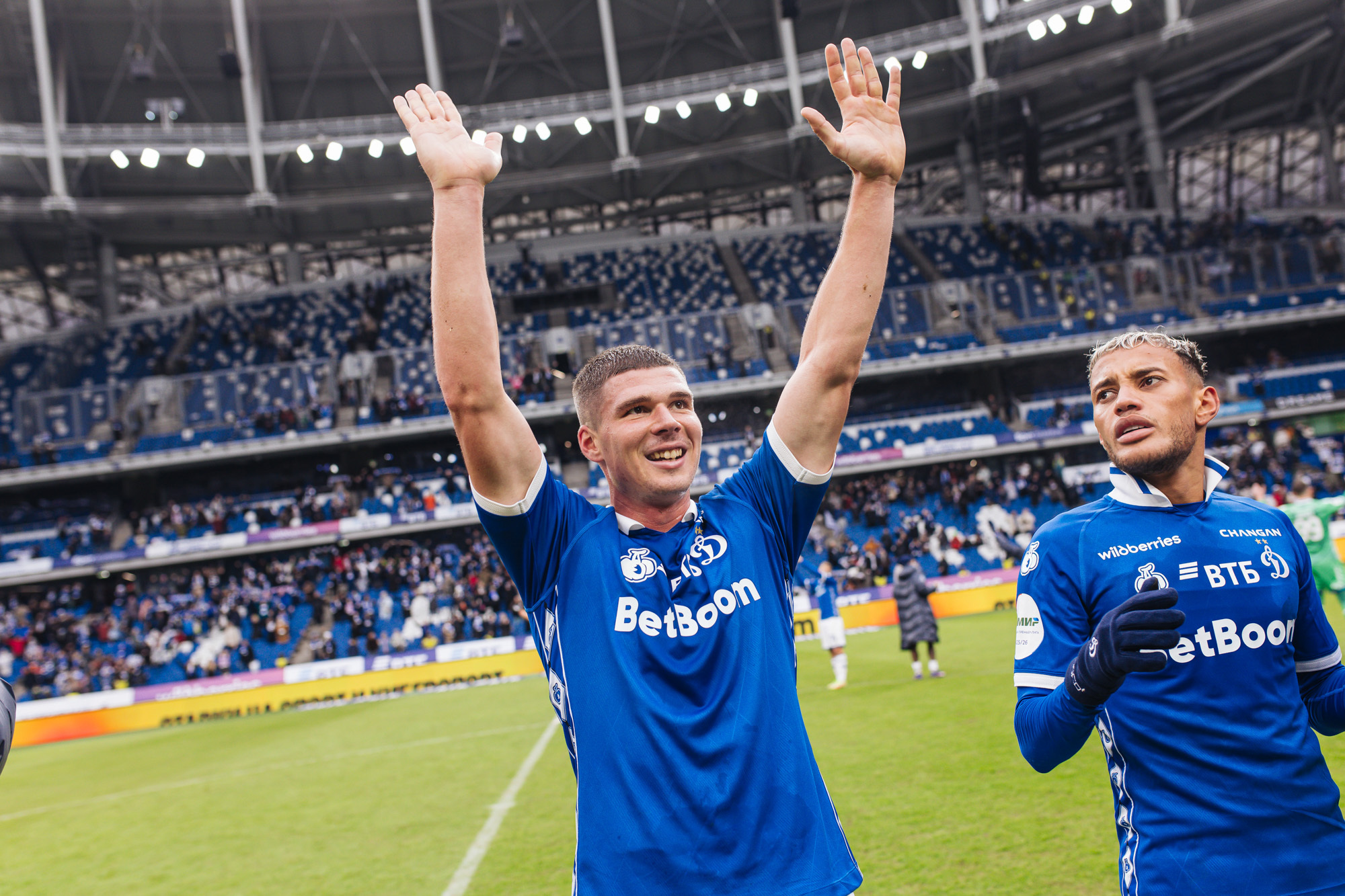 Фоторепортаж с домашнего матча против «Крыльев Советов»