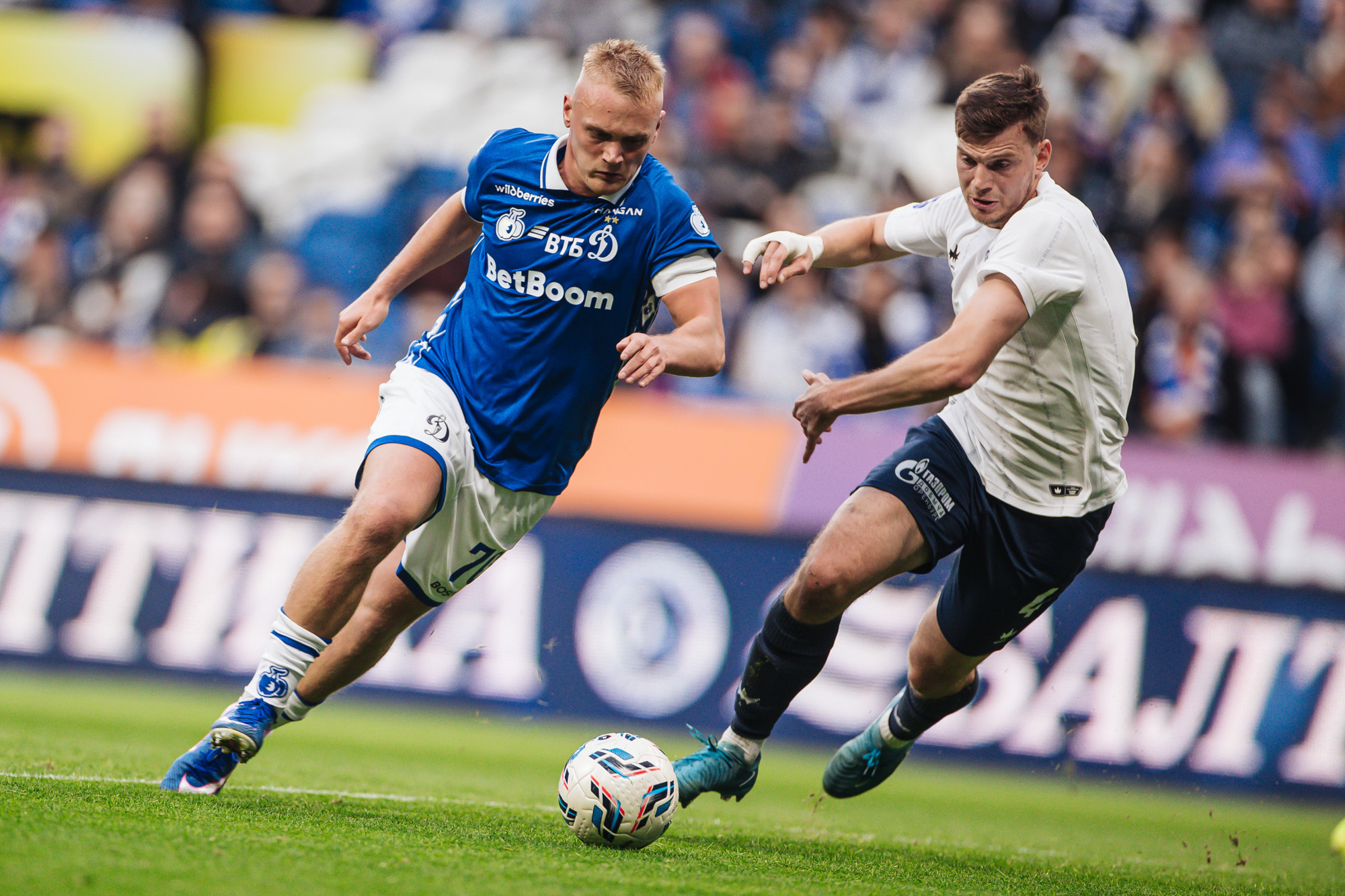 Фоторепортаж с домашнего матча против «Оренбурга»