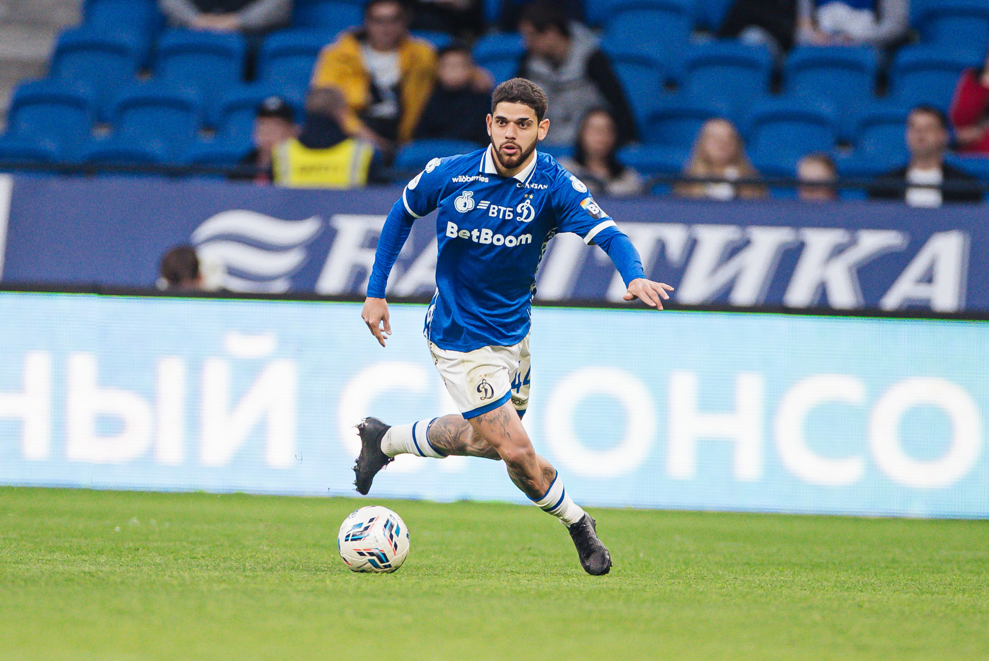 Фоторепортаж с домашнего матча против «Оренбурга»