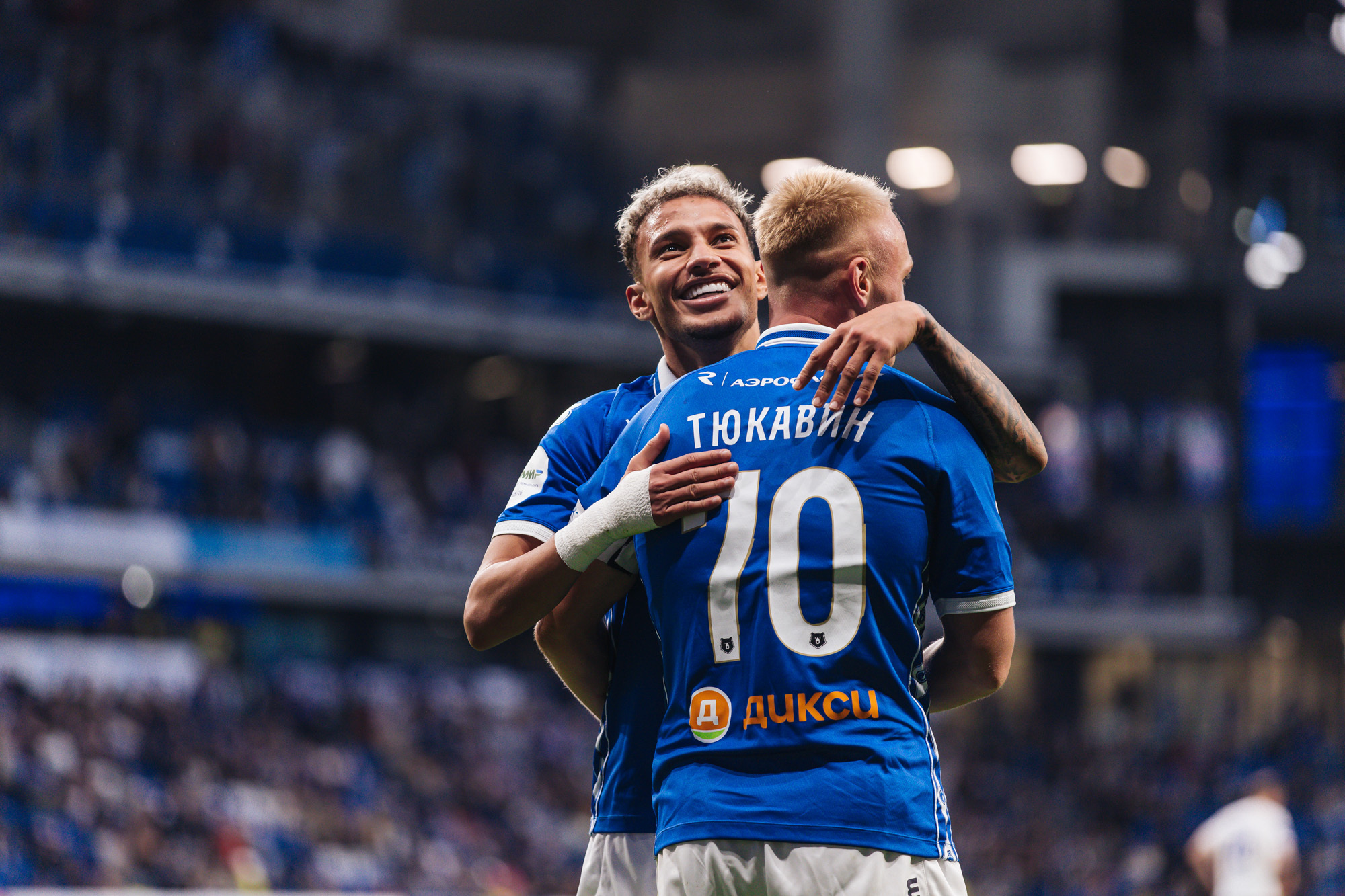 Фоторепортаж с домашнего матча против «Оренбурга»