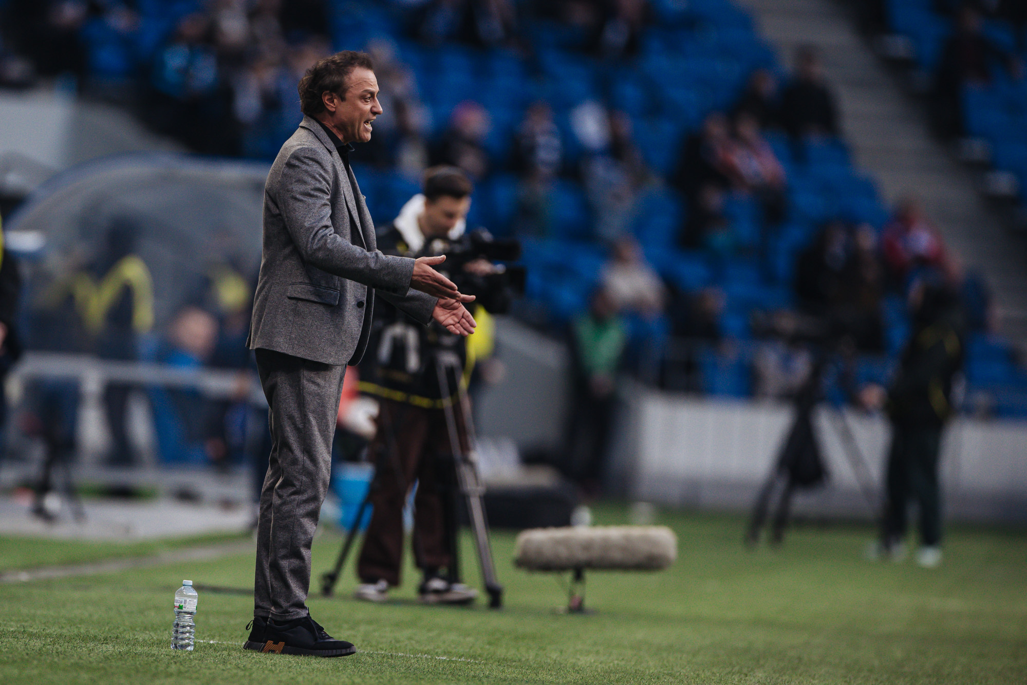 Фоторепортаж с домашнего матча против «Оренбурга»