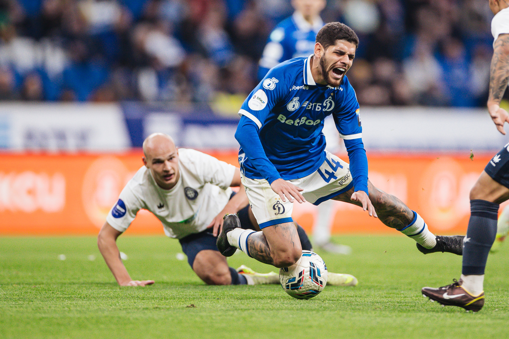 Фоторепортаж с домашнего матча против «Оренбурга»