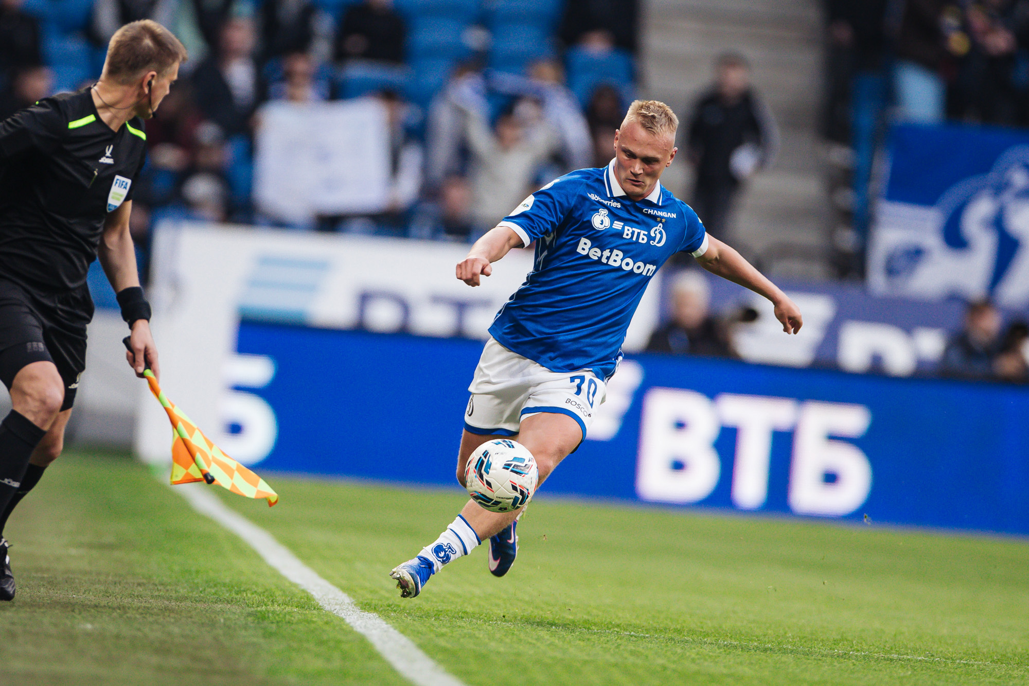 Фоторепортаж с домашнего матча против «Оренбурга»