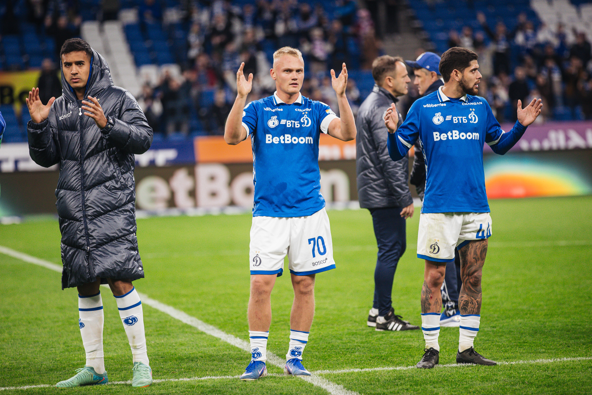 Фоторепортаж с домашнего матча против «Оренбурга»