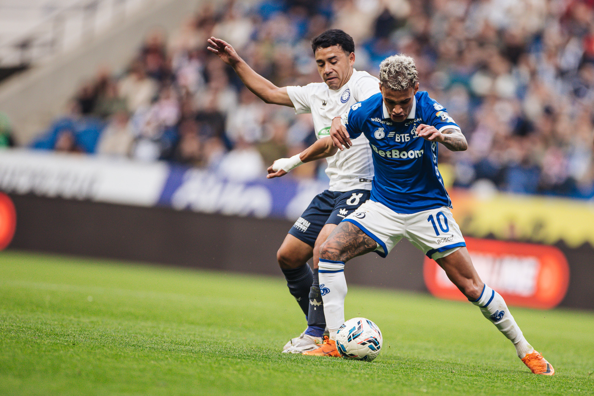 Фоторепортаж с домашнего матча против «Оренбурга»