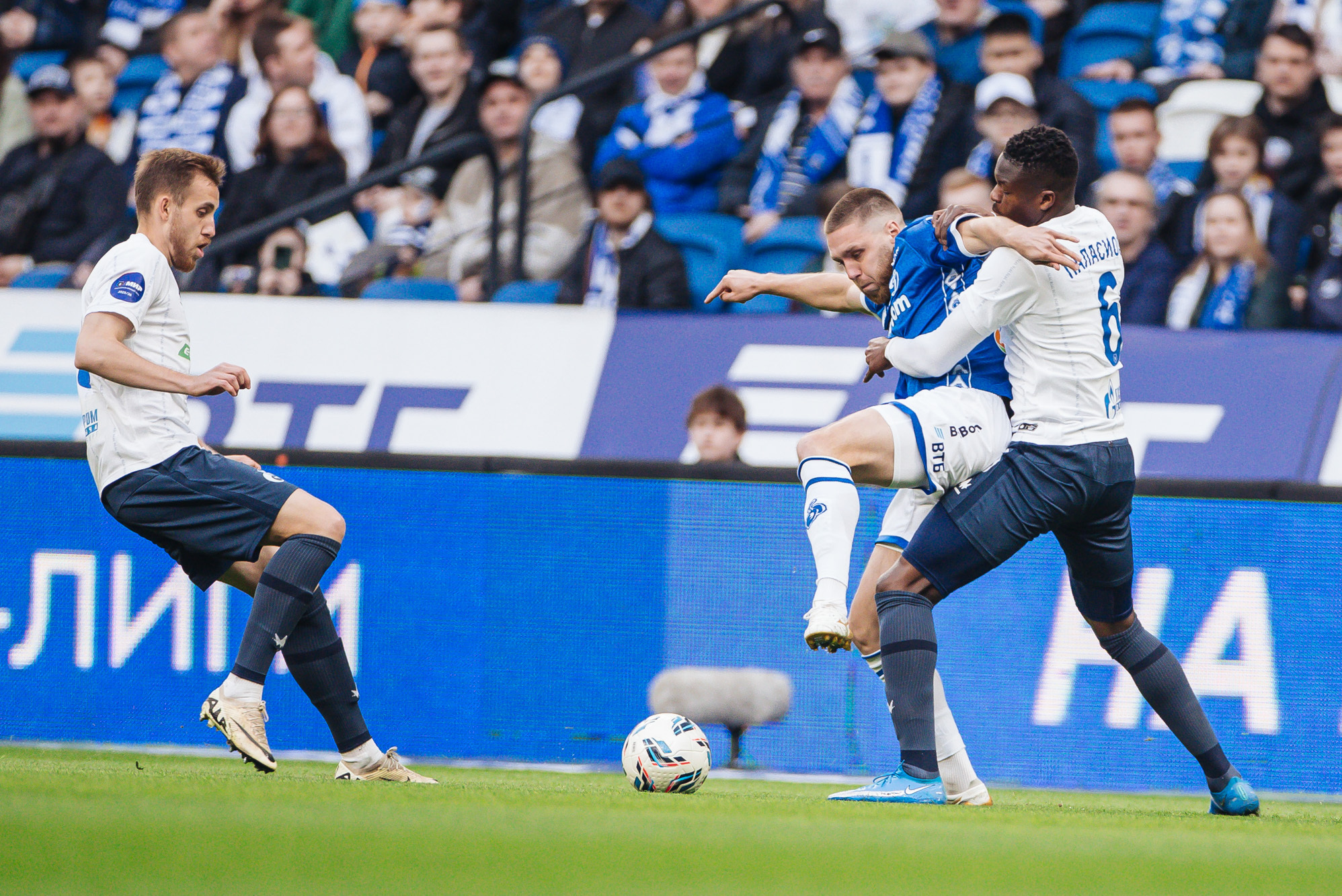 Фоторепортаж с домашнего матча против «Оренбурга»